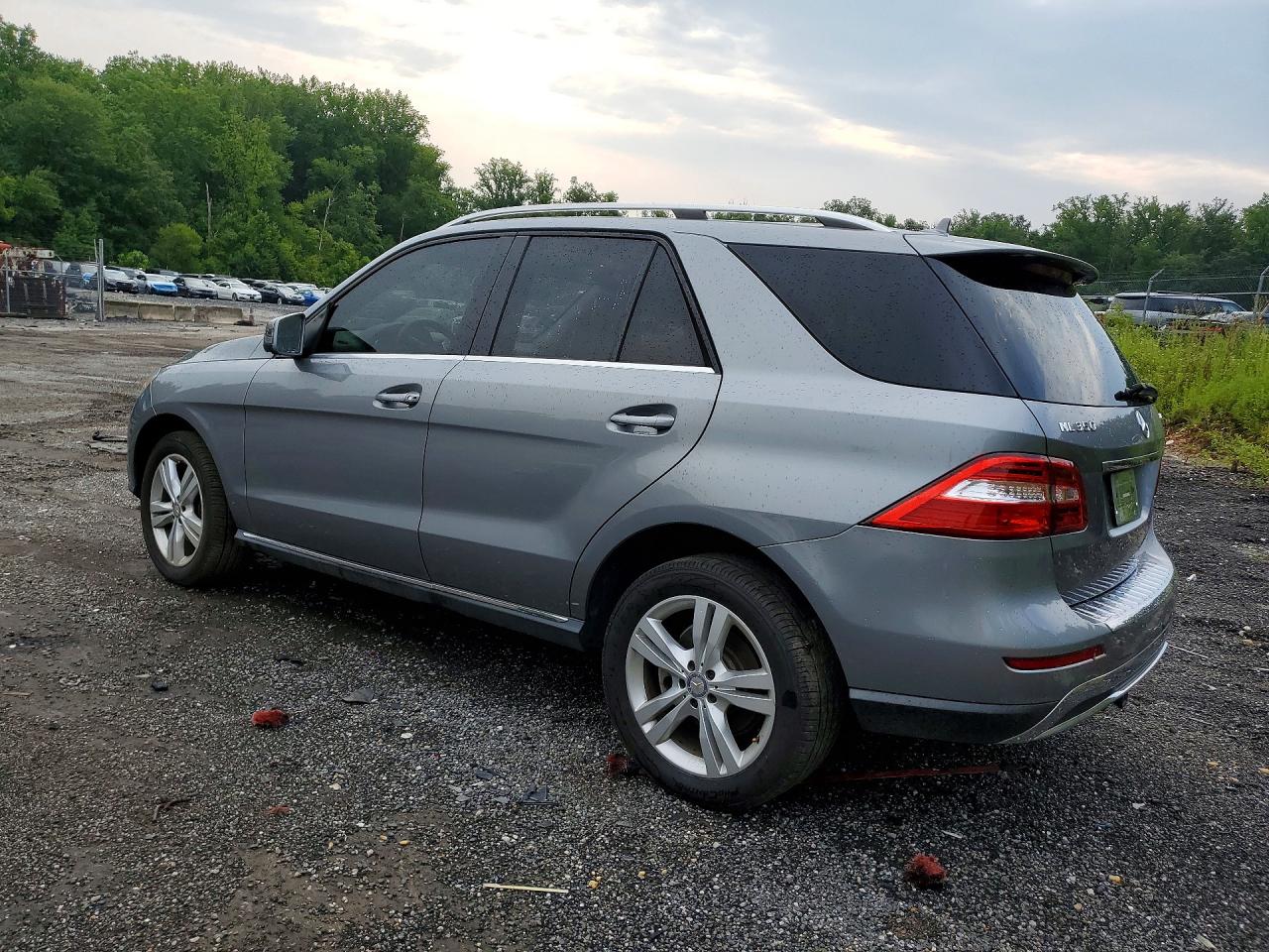 2015 Mercedes-benz Ml 350 4matic Серый vin: 4JGDA5HB9FA456093