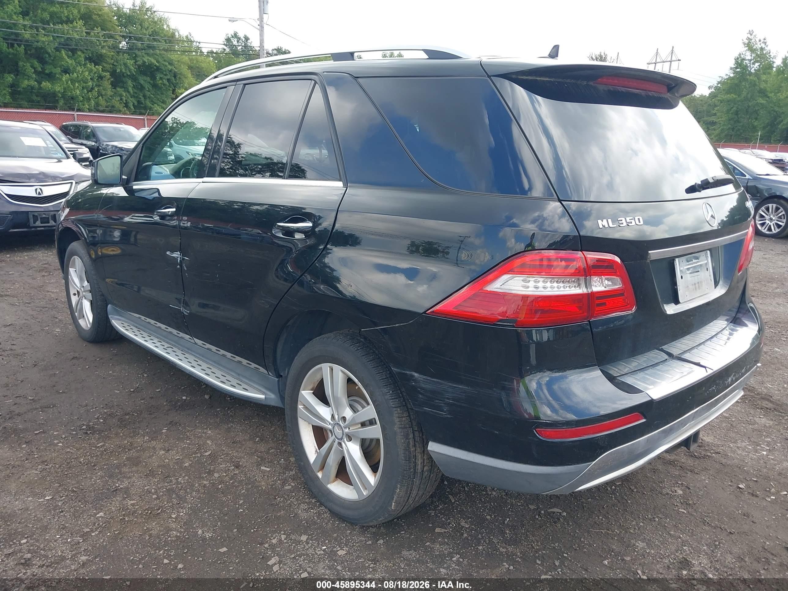 2015 Mercedes-benz Ml 350 4matic Черный vin: 4JGDA5HB9FA525297