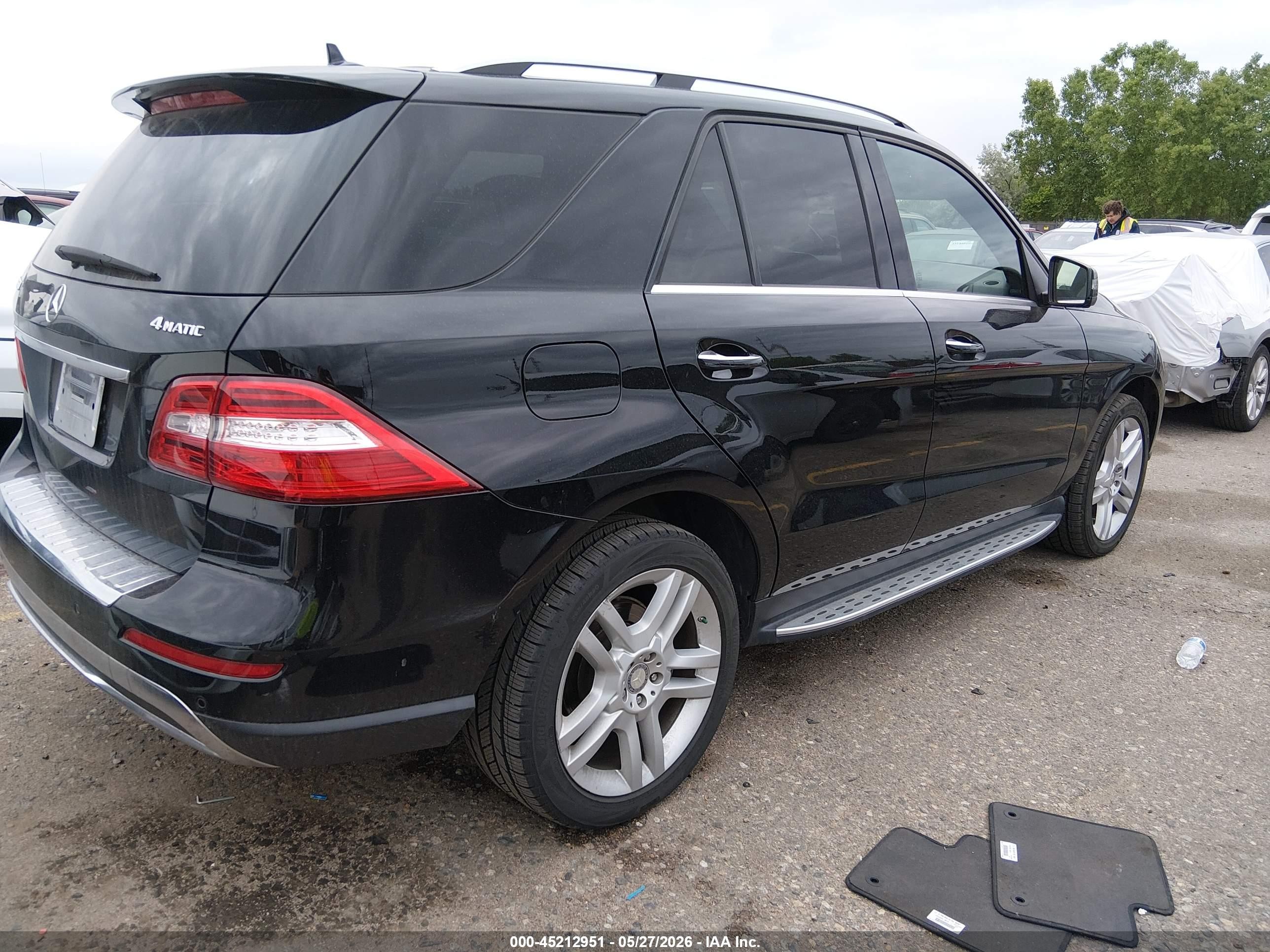 2015 Mercedes-benz Ml 350 4matic Черный vin: 4JGDA5HB9FA546893