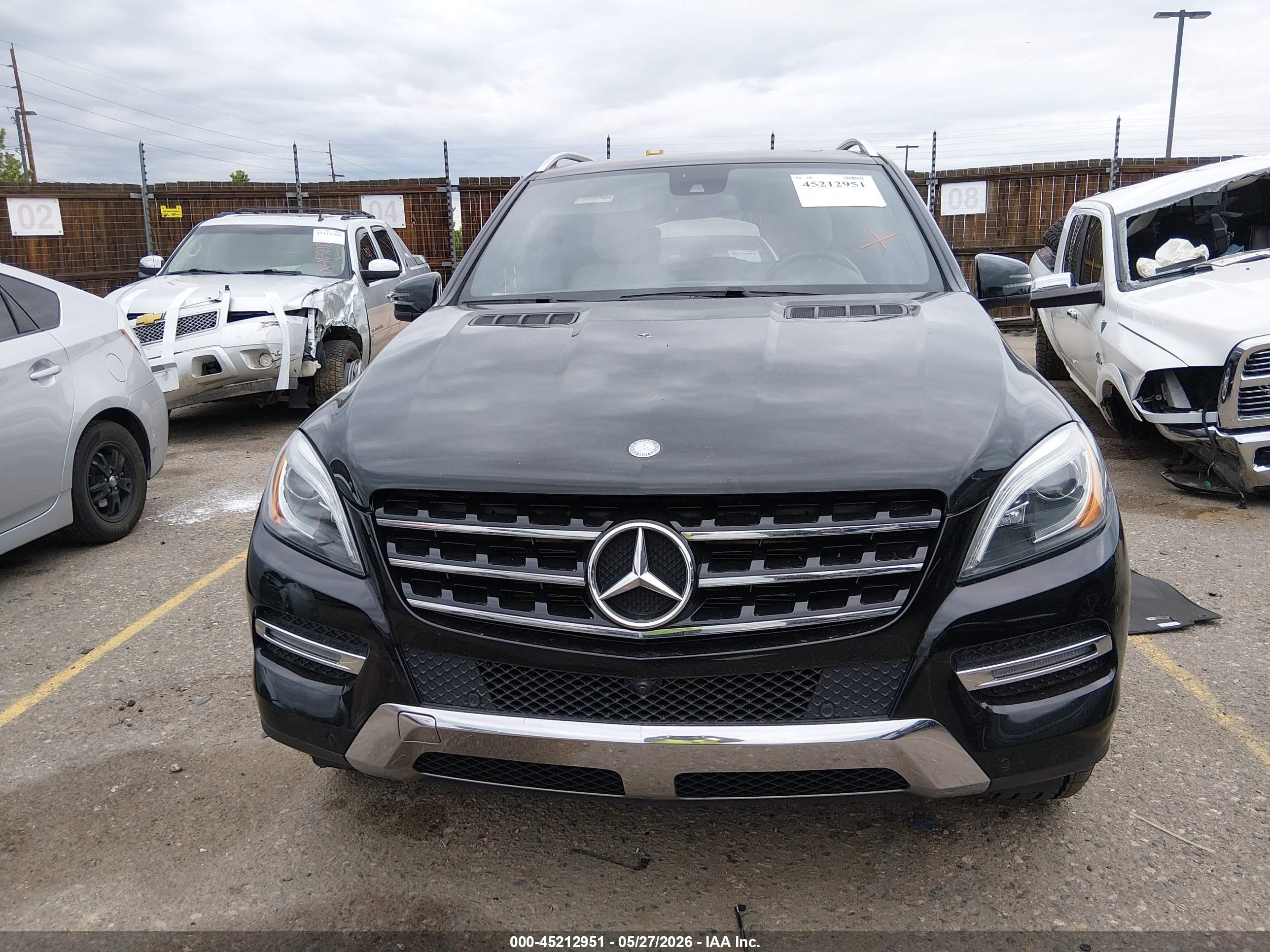 2015 Mercedes-benz Ml 350 4matic Черный vin: 4JGDA5HB9FA546893
