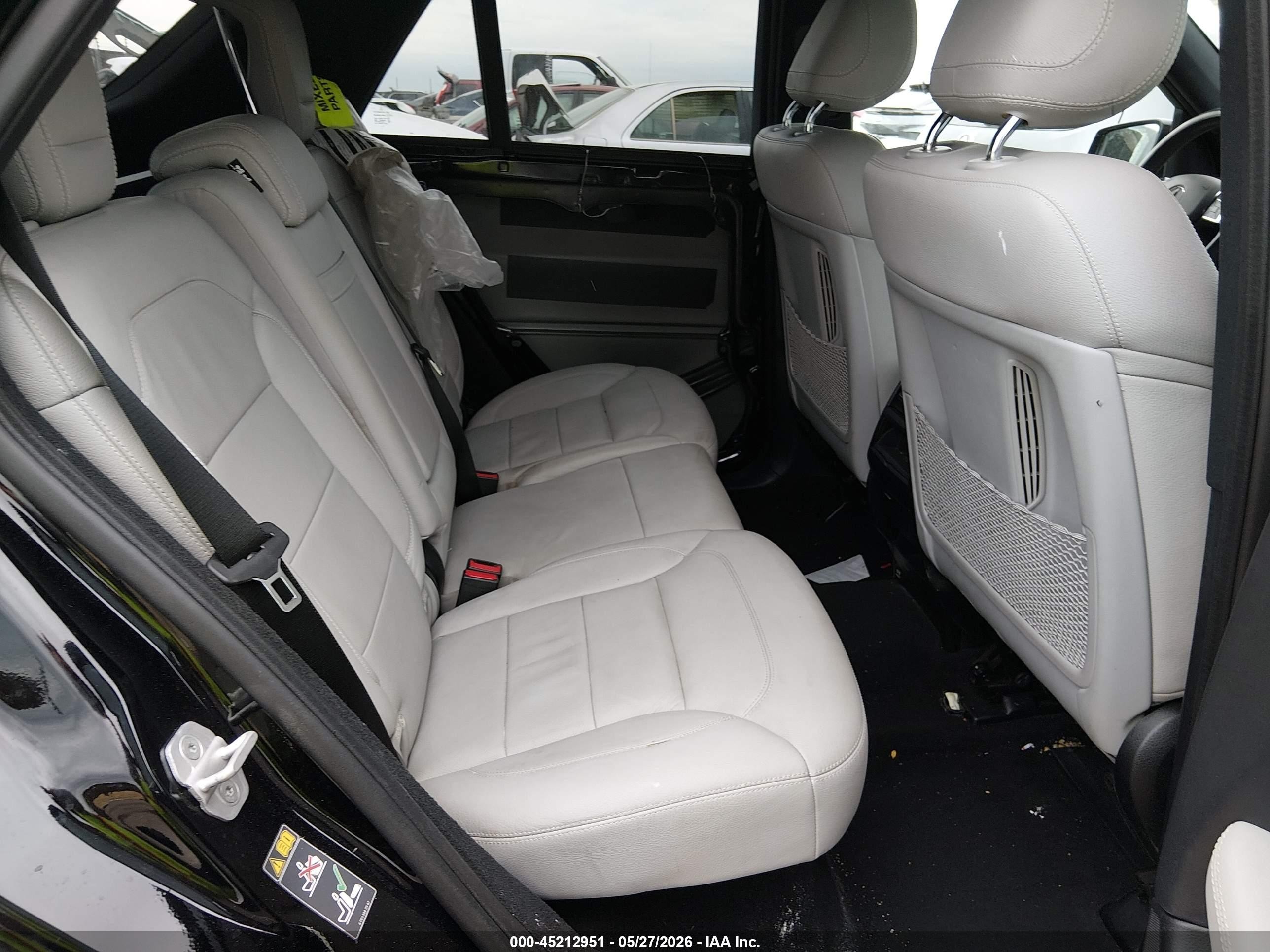 2015 Mercedes-benz Ml 350 4matic Черный vin: 4JGDA5HB9FA546893