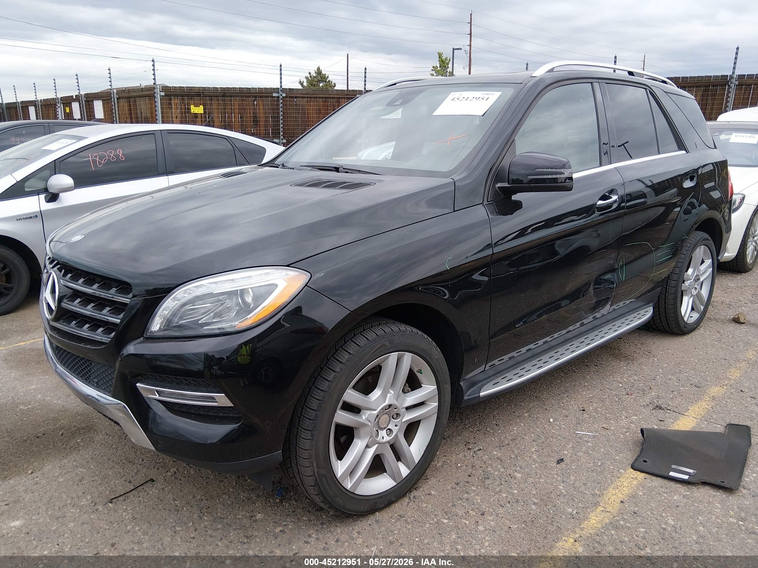 2015 Mercedes-benz Ml 350 4matic Черный vin: 4JGDA5HB9FA546893