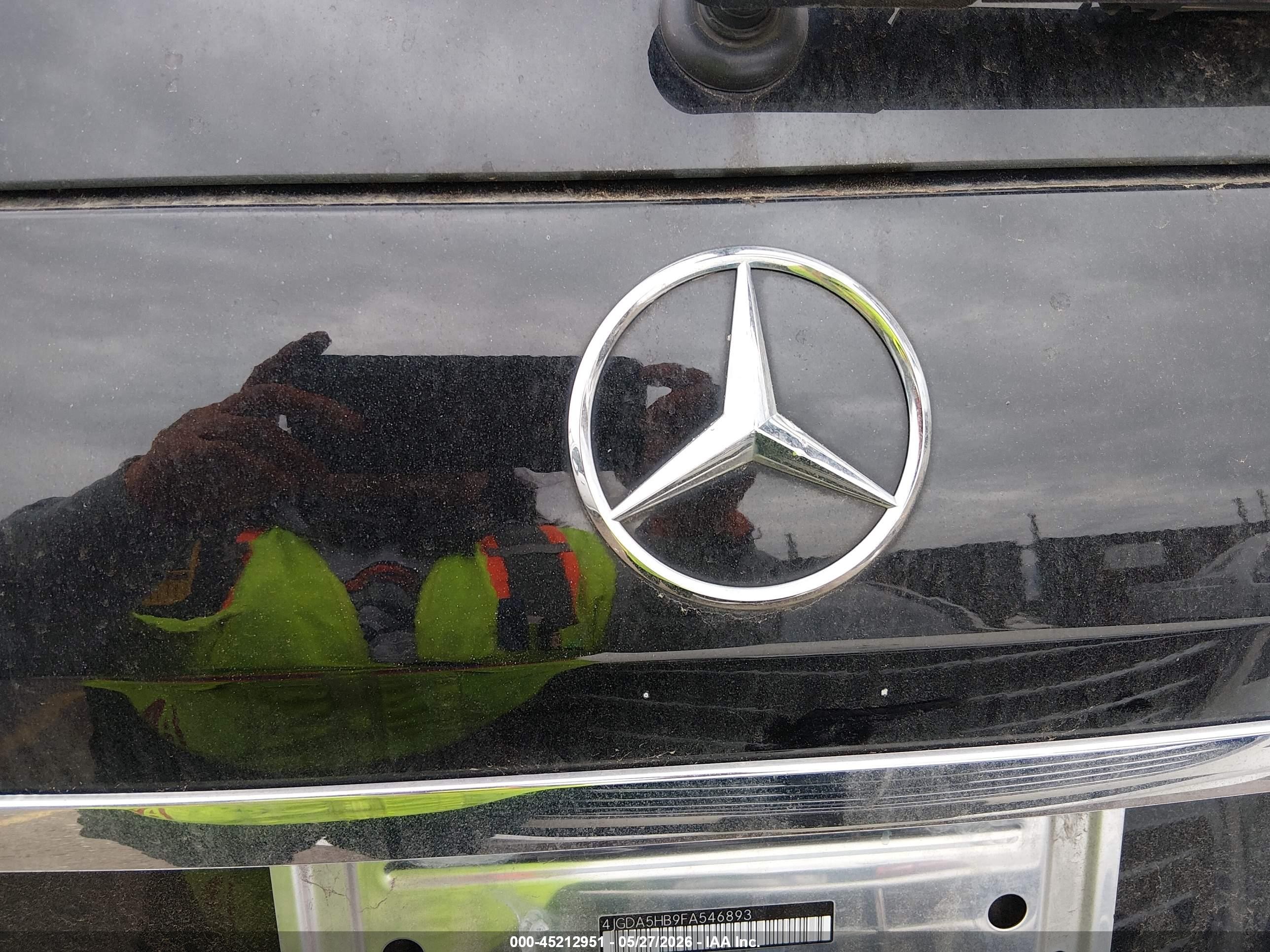 2015 Mercedes-benz Ml 350 4matic Черный vin: 4JGDA5HB9FA546893