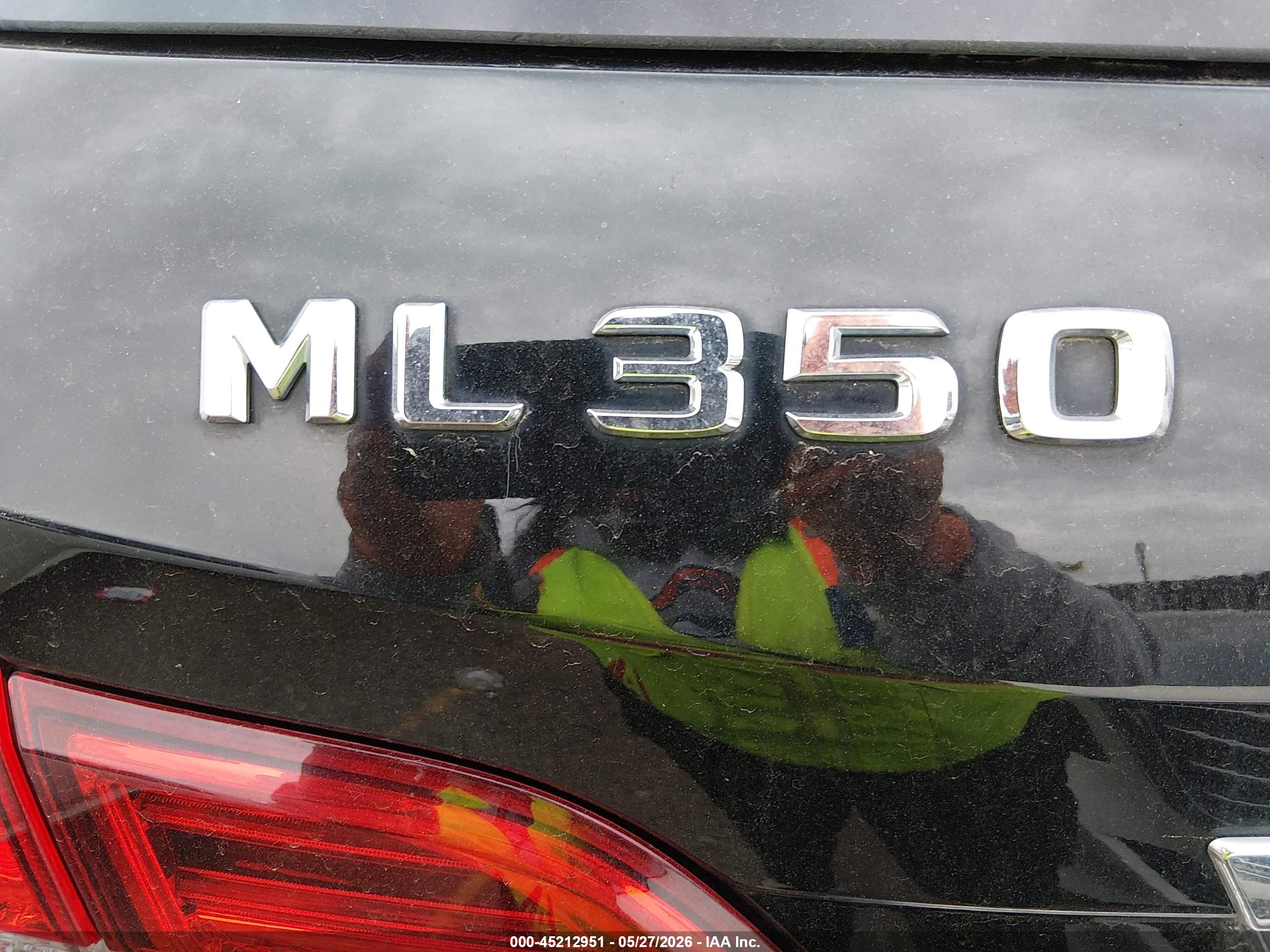 2015 Mercedes-benz Ml 350 4matic Черный vin: 4JGDA5HB9FA546893