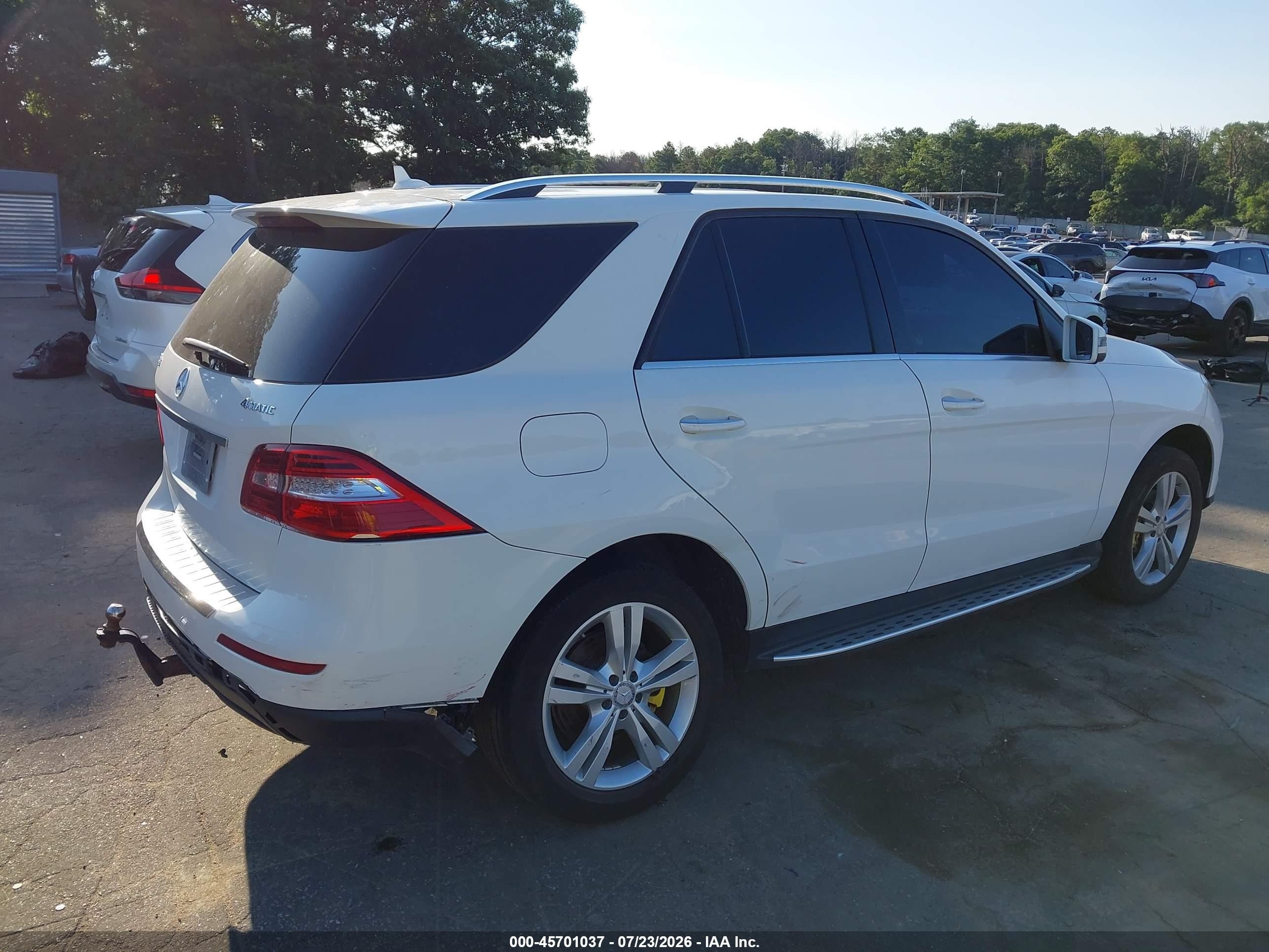 2015 Mercedes-benz Ml 350 4matic White vin: 4JGDA5HB9FA547266
