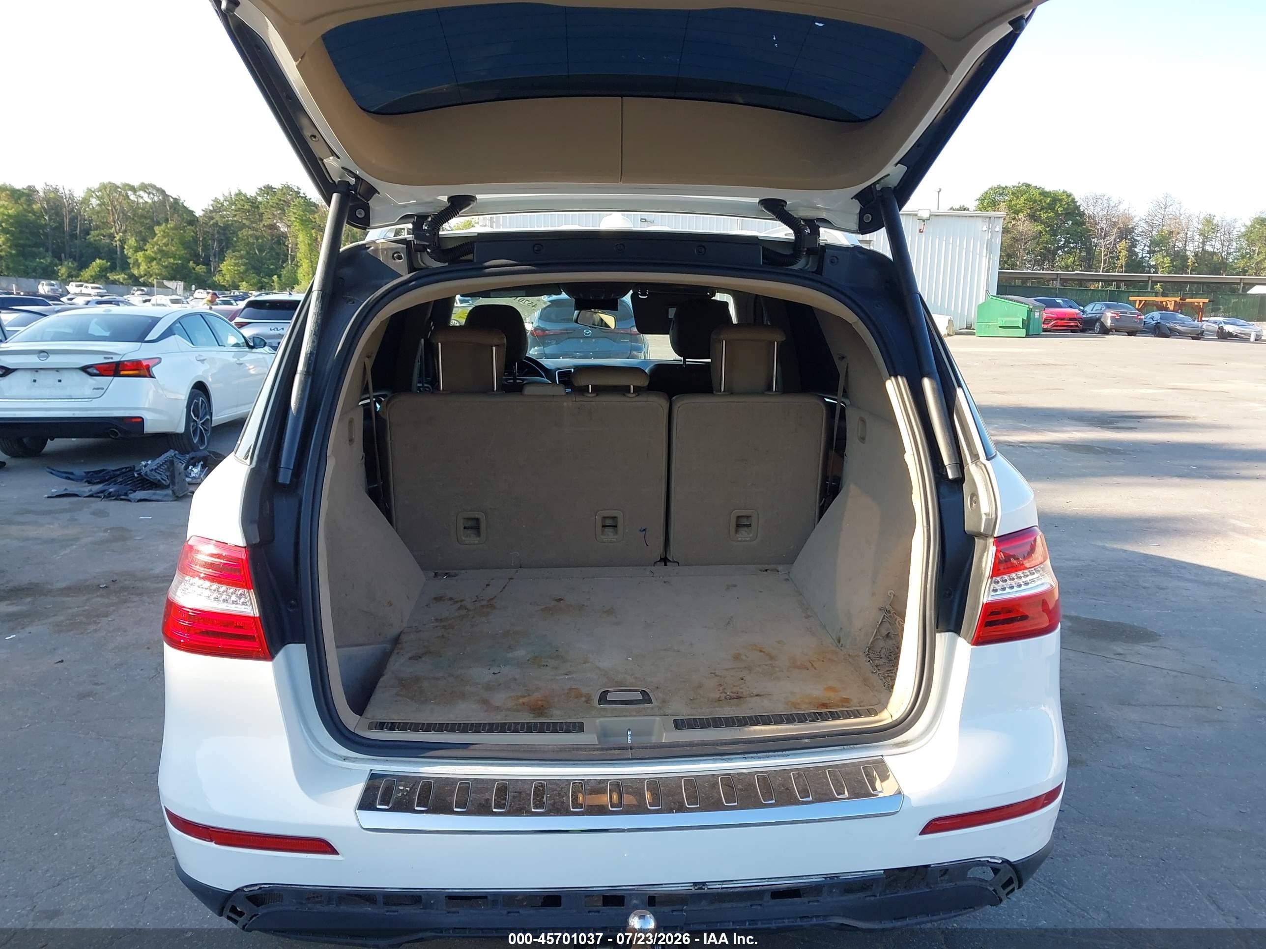 2015 Mercedes-benz Ml 350 4matic White vin: 4JGDA5HB9FA547266