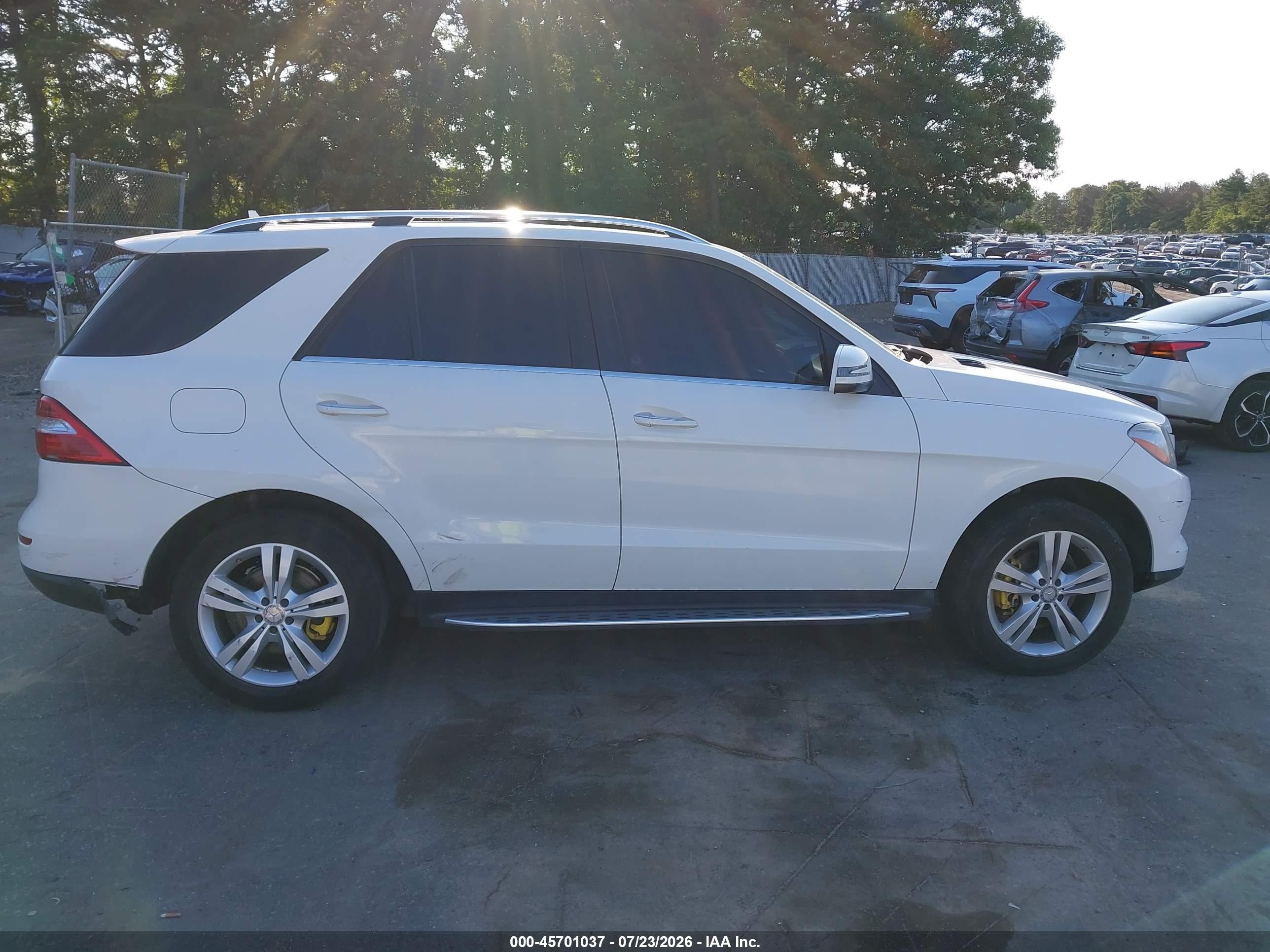 2015 Mercedes-benz Ml 350 4matic White vin: 4JGDA5HB9FA547266