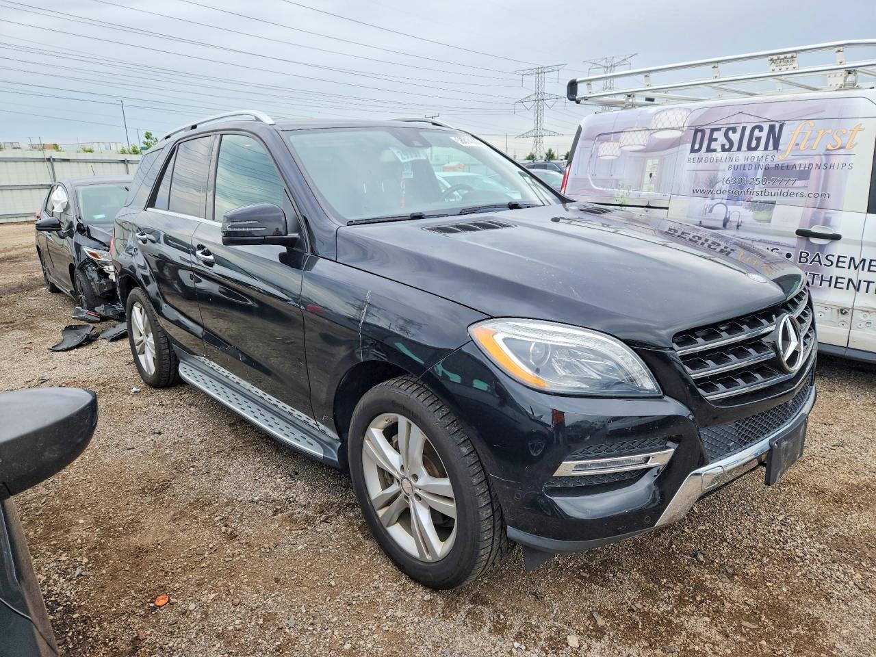 2015 Mercedes-benz M Class Ml350 4d Suv 350 4matic Black vin: 4JGDA5HB9FA550863