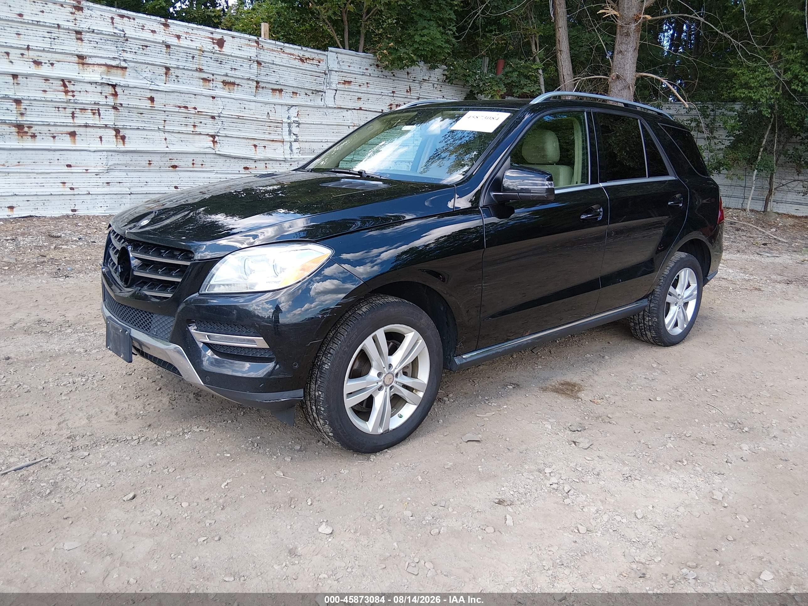 2015 Mercedes-benz Ml 350 4matic Черный vin: 4JGDA5HB9FA585323