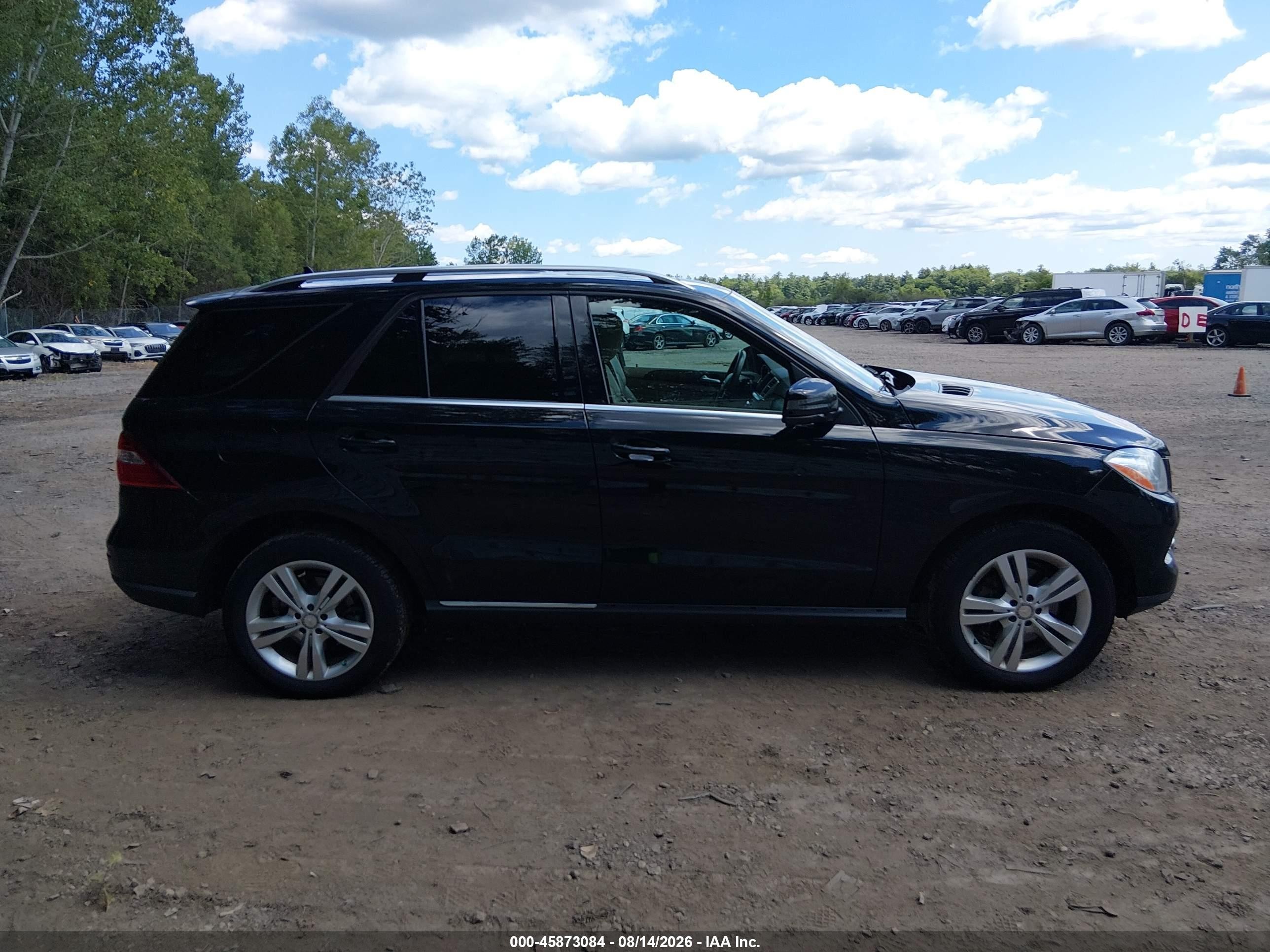 2015 Mercedes-benz Ml 350 4matic Черный vin: 4JGDA5HB9FA585323