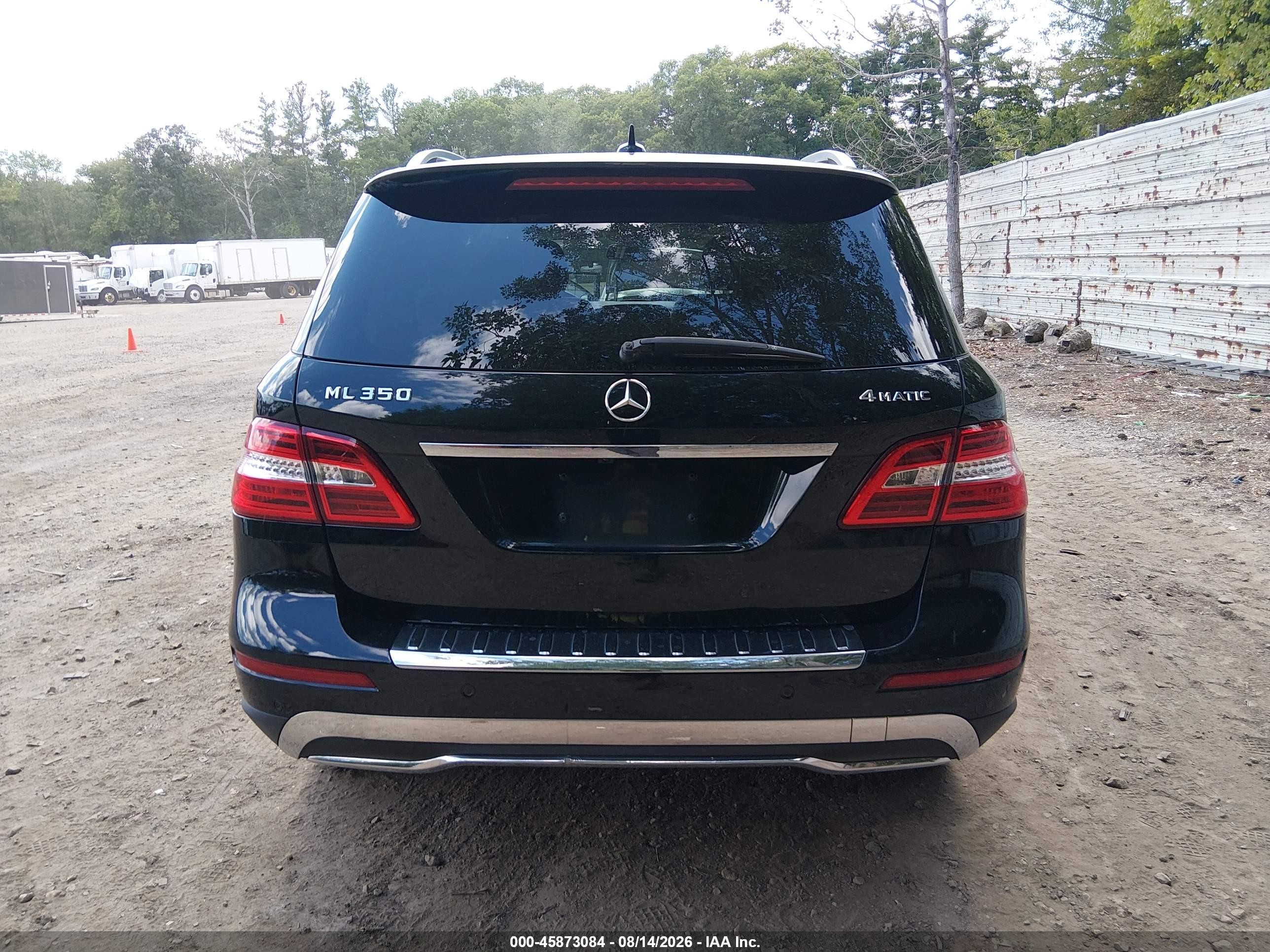 2015 Mercedes-benz Ml 350 4matic Черный vin: 4JGDA5HB9FA585323
