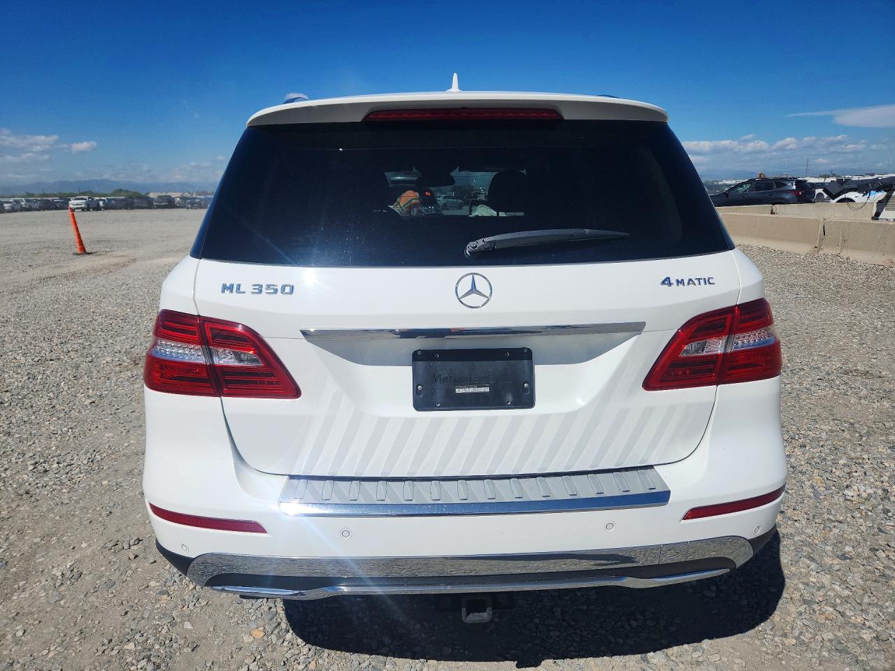 2015 Mercedes-benz Ml 350 4matic White vin: 4JGDA5HB9FA596404