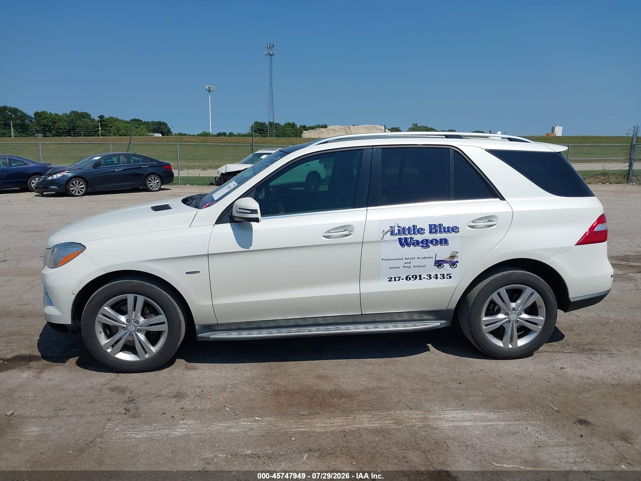 2012 Mercedes-benz Ml 350 4matic White vin: 4JGDA5HBXCA012913