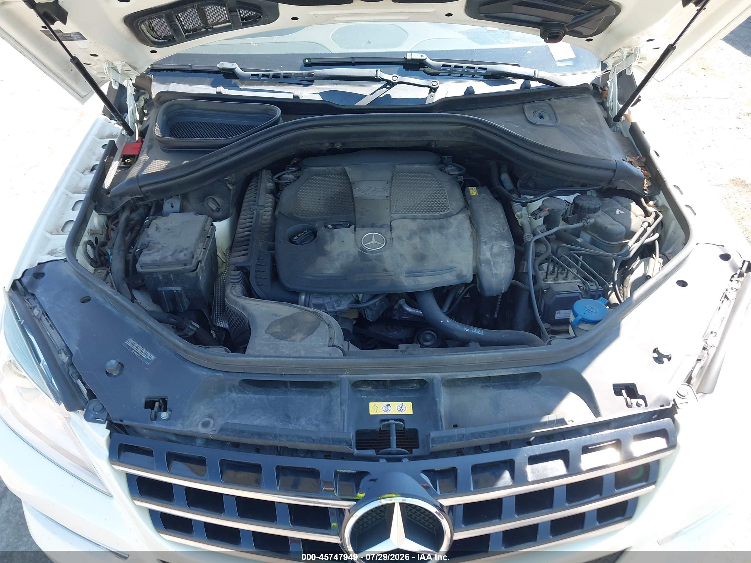 2012 Mercedes-benz Ml 350 4matic White vin: 4JGDA5HBXCA012913