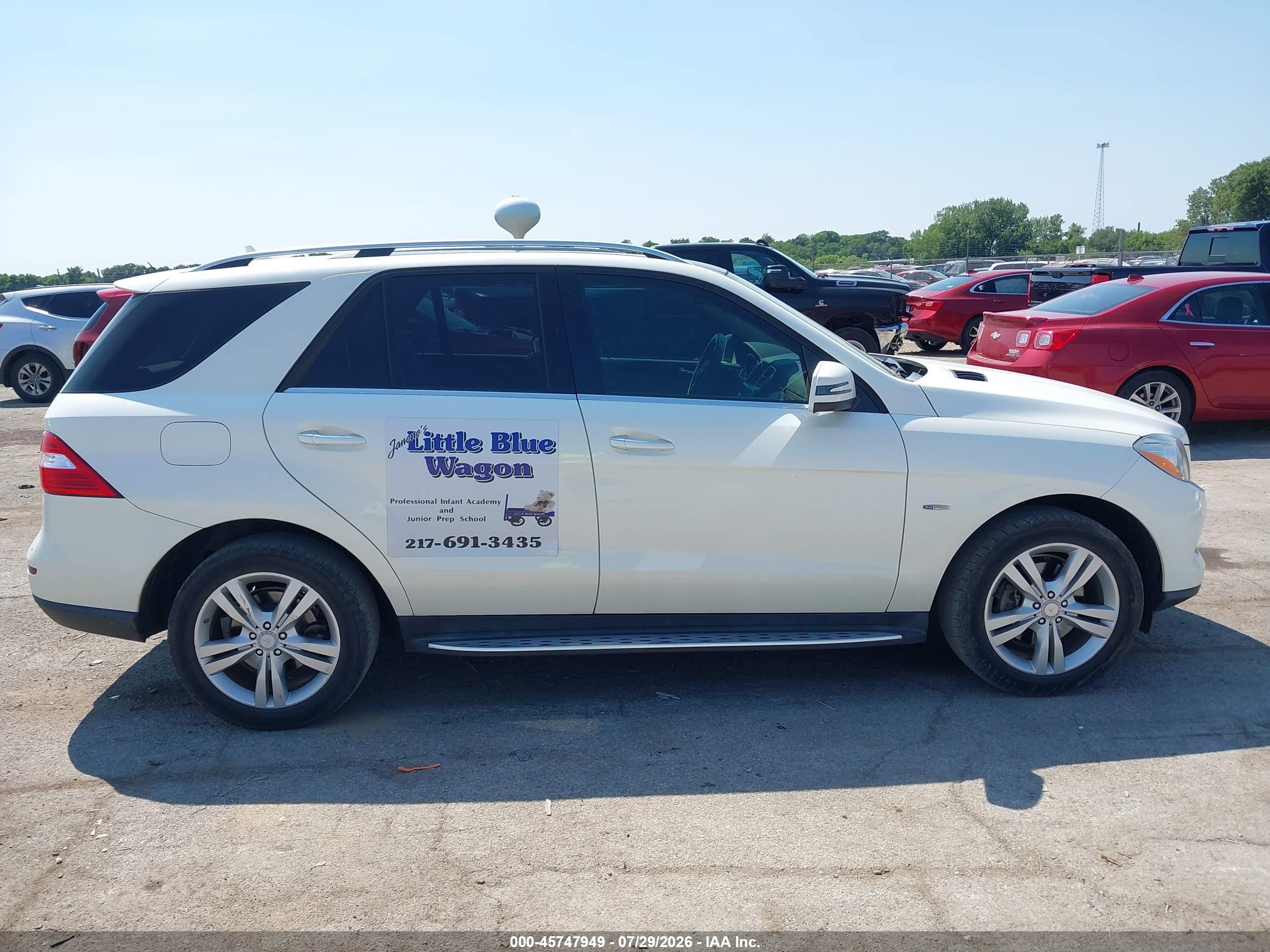 2012 Mercedes-benz Ml 350 4matic White vin: 4JGDA5HBXCA012913