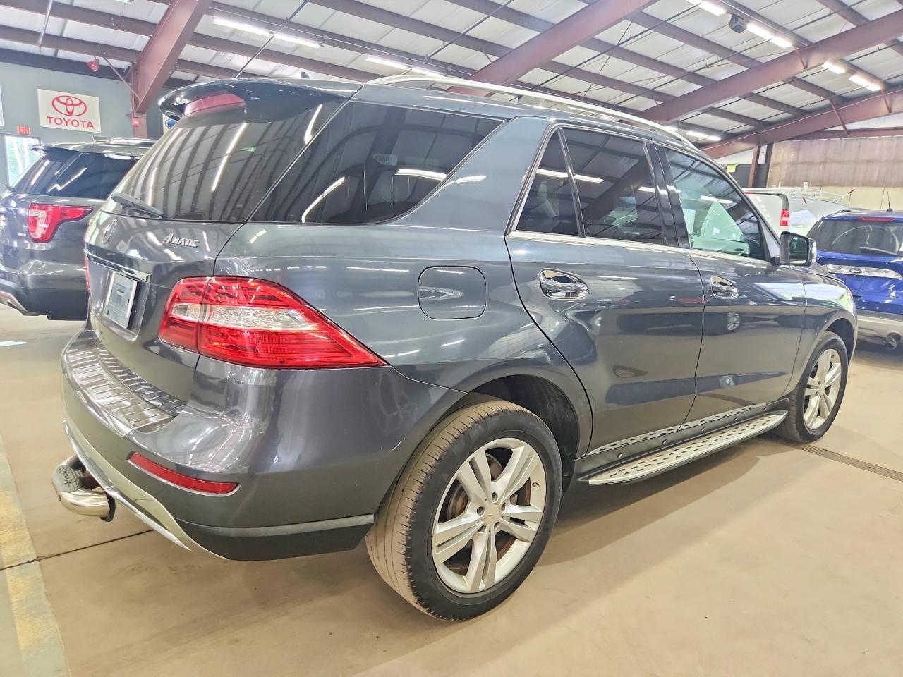2013 Mercedes-benz Ml 350 4matic Серый vin: 4JGDA5HBXDA157239