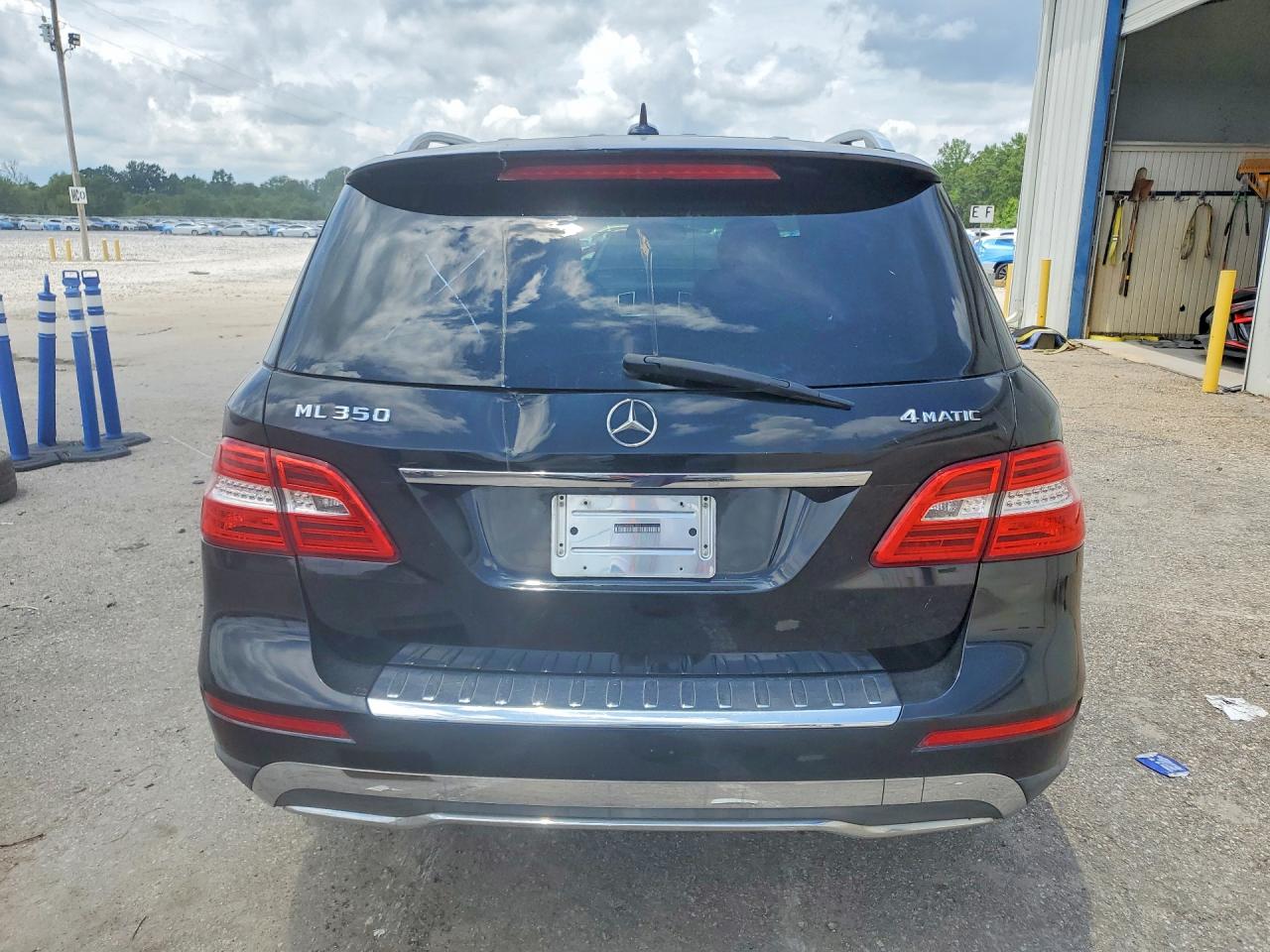 2013 Mercedes-benz Ml 350 4matic Black vin: 4JGDA5HBXDA193917