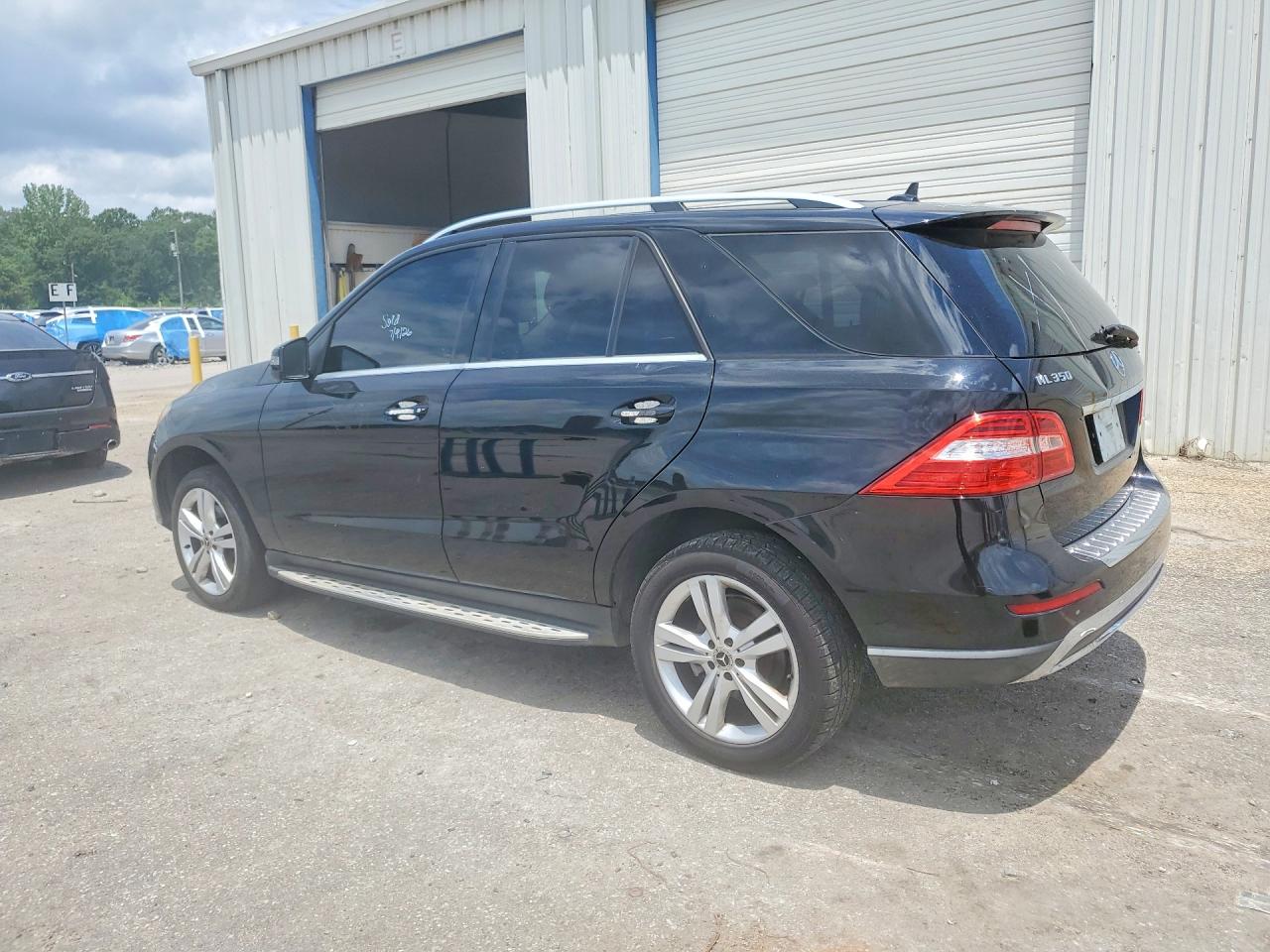2013 Mercedes-benz Ml 350 4matic Black vin: 4JGDA5HBXDA193917