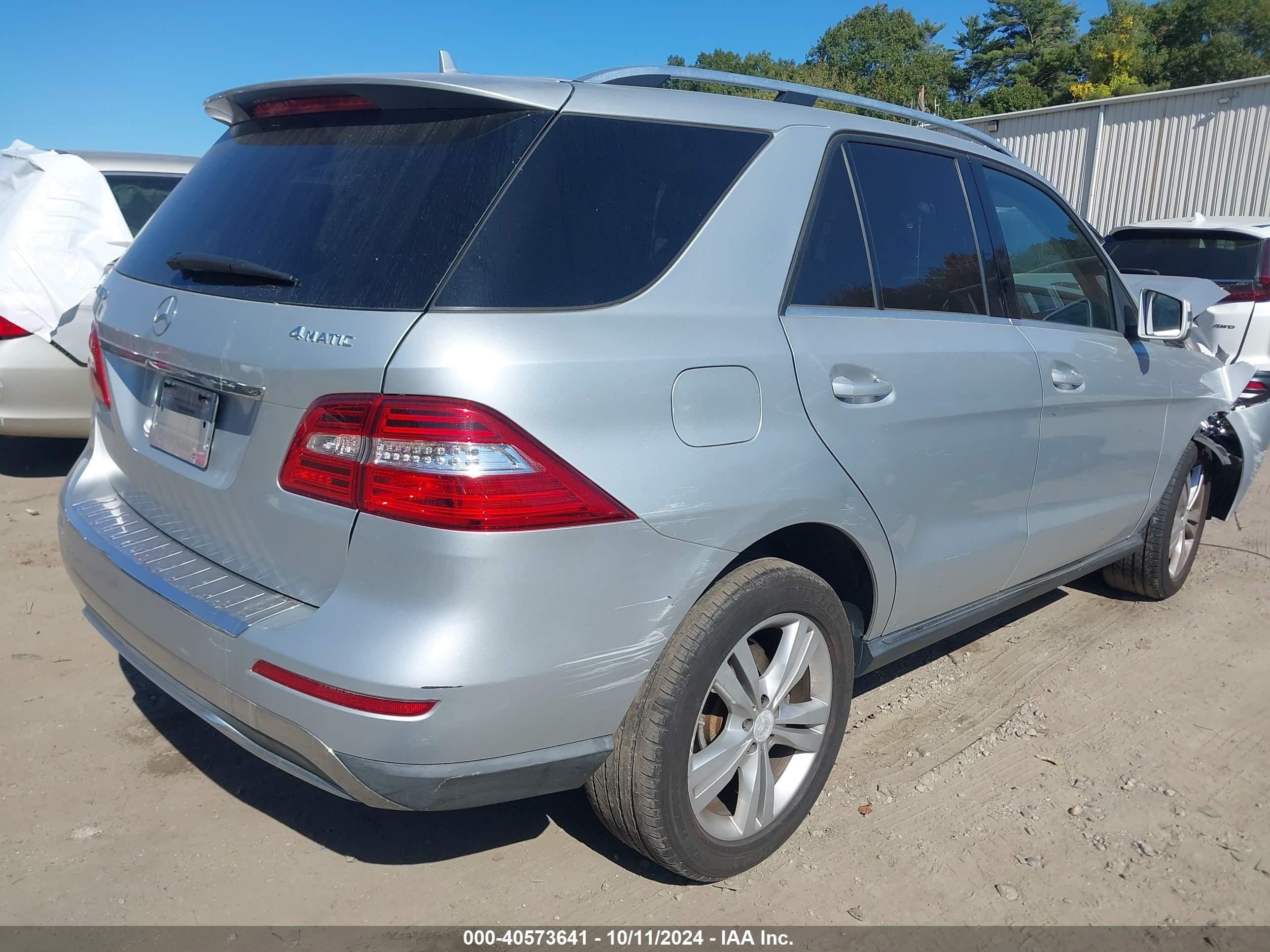 2013 Mercedes-benz Ml 350 4matic Серебряный vin: 4JGDA5HBXDA227628