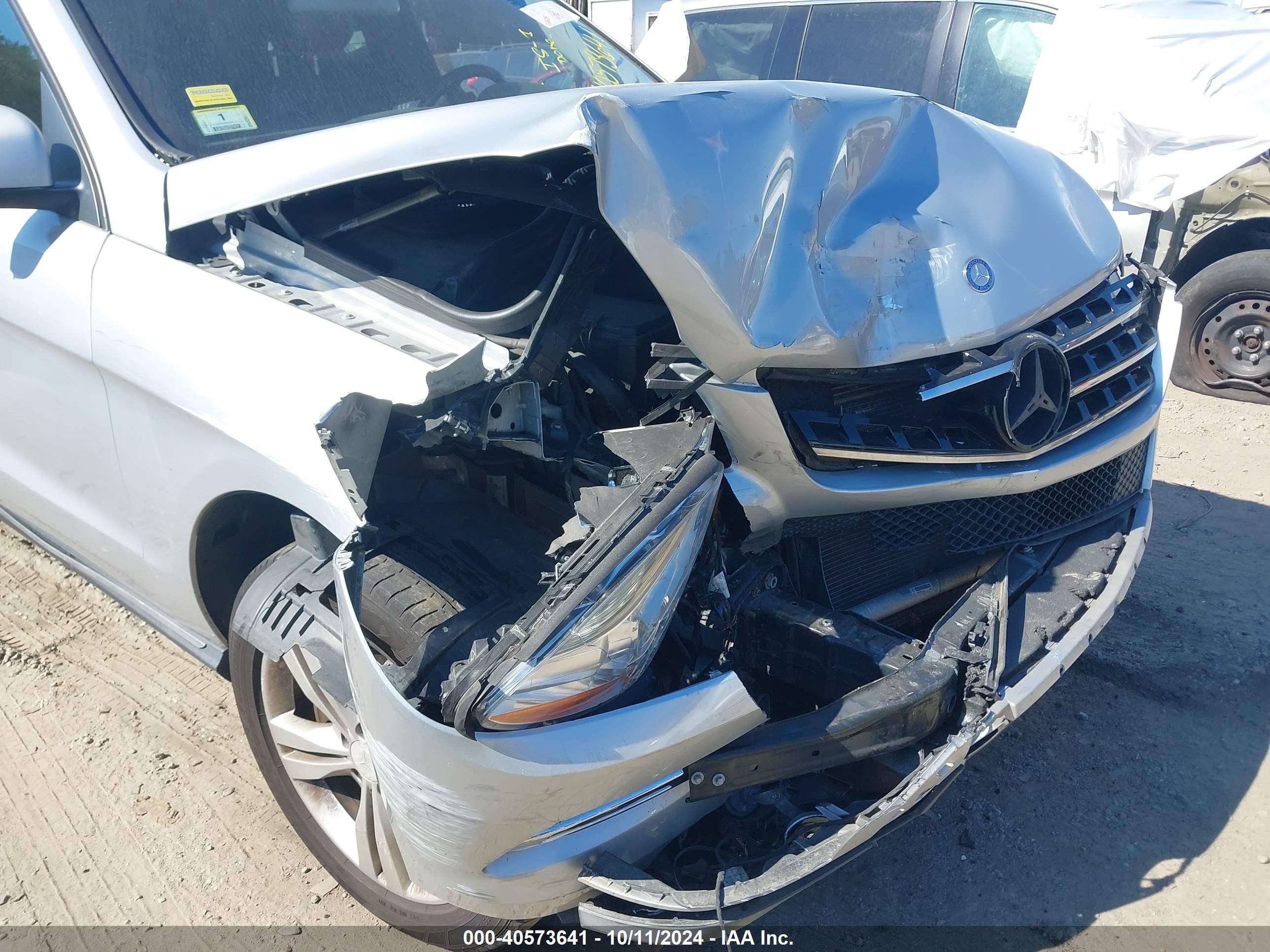 2013 Mercedes-benz Ml 350 4matic Серебряный vin: 4JGDA5HBXDA227628