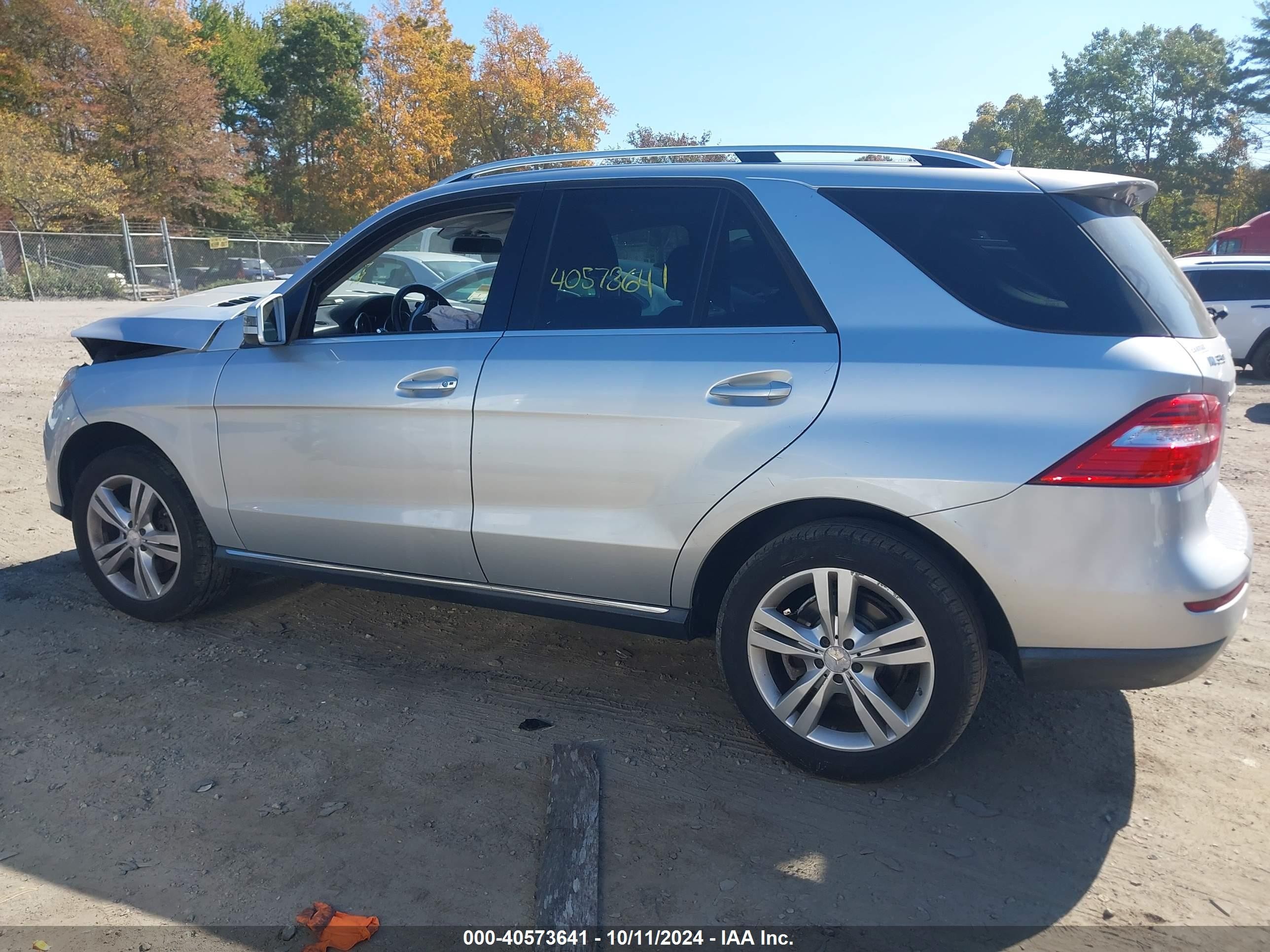 2013 Mercedes-benz Ml 350 4matic Серебряный vin: 4JGDA5HBXDA227628