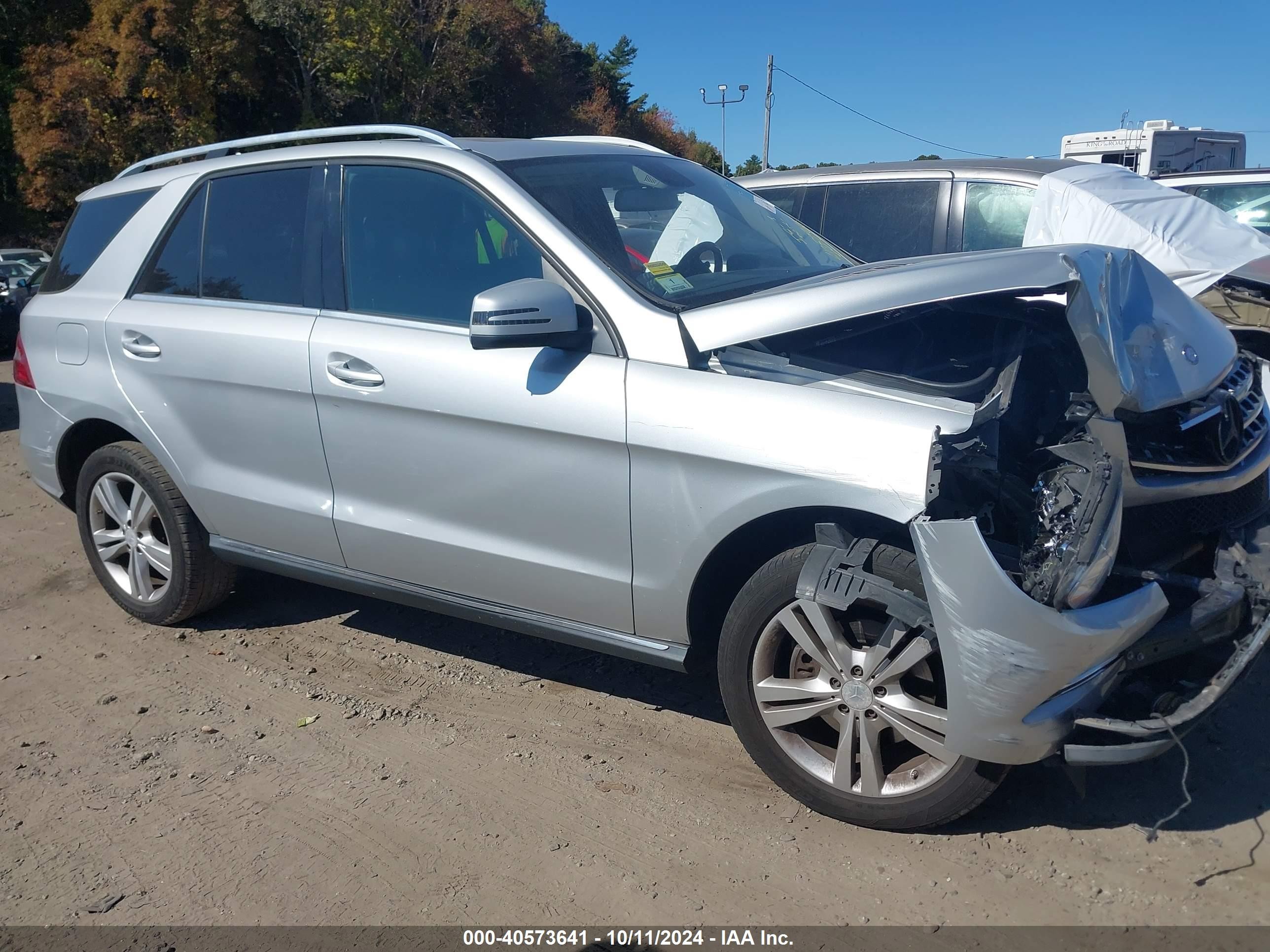 2013 Mercedes-benz Ml 350 4matic Серебряный vin: 4JGDA5HBXDA227628
