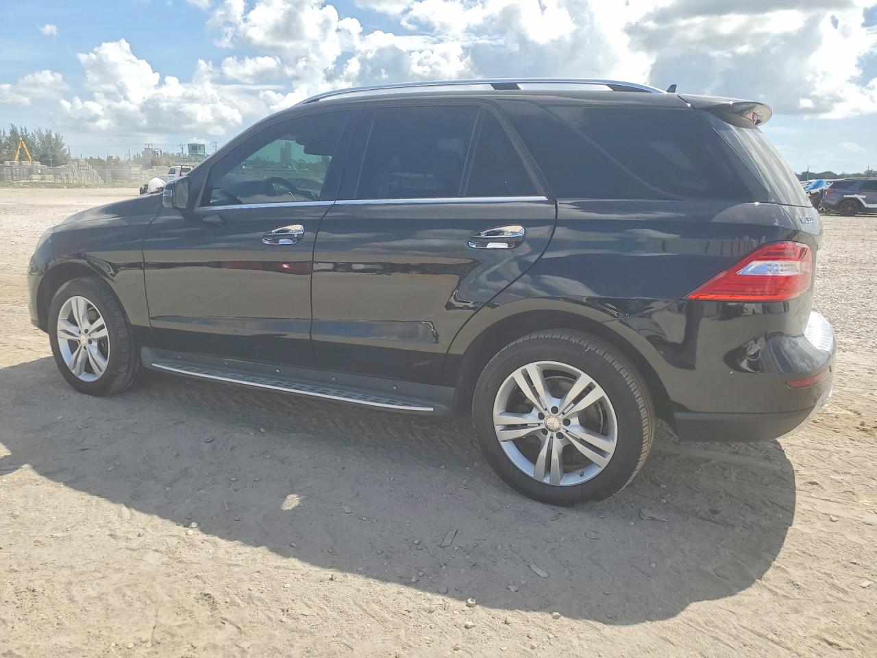 2014 Mercedes-benz Ml 350 4matic Black vin: 4JGDA5HBXEA377451