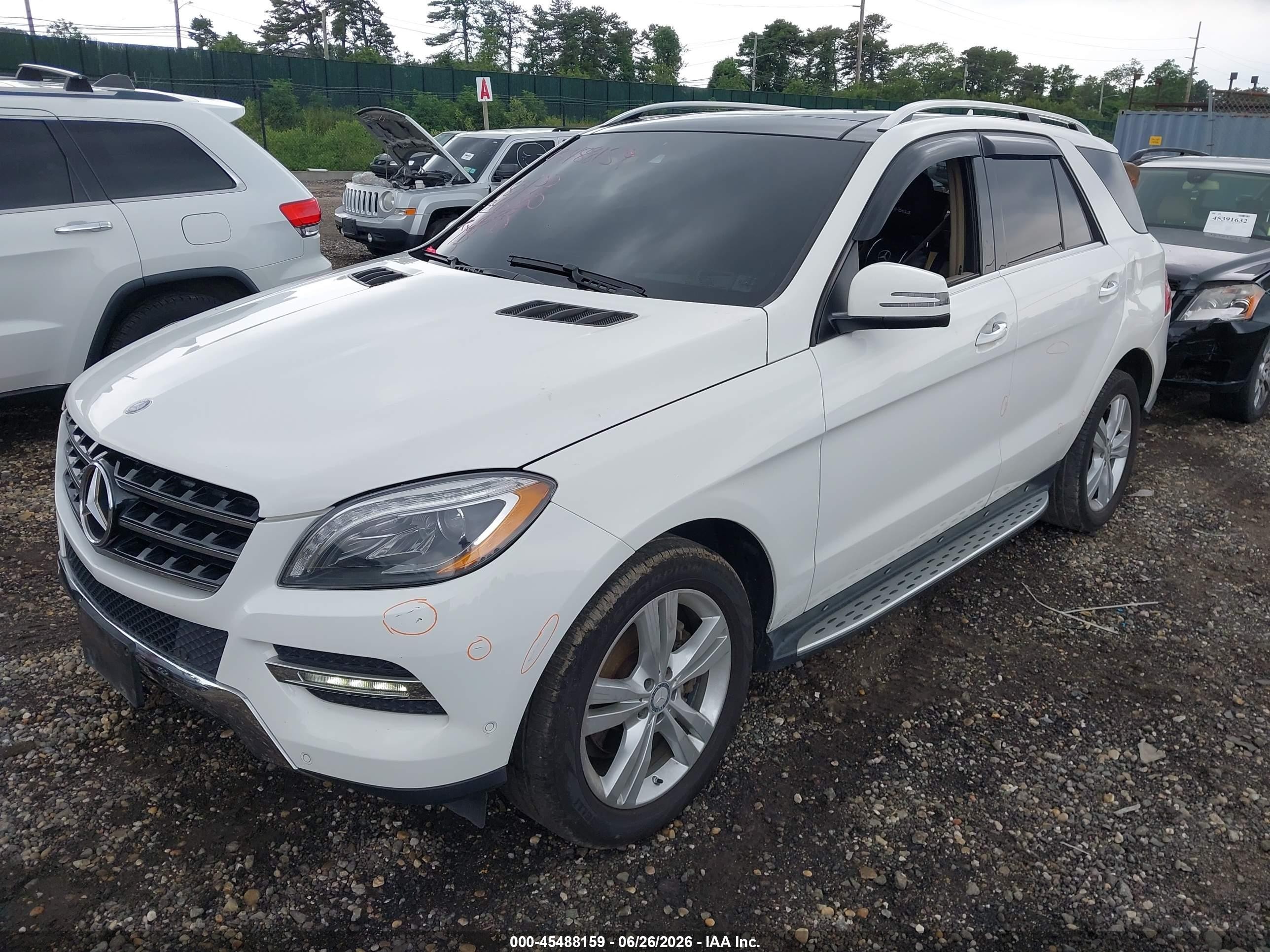 2014 Mercedes-benz Ml 350 4matic Белый vin: 4JGDA5HBXEA430357