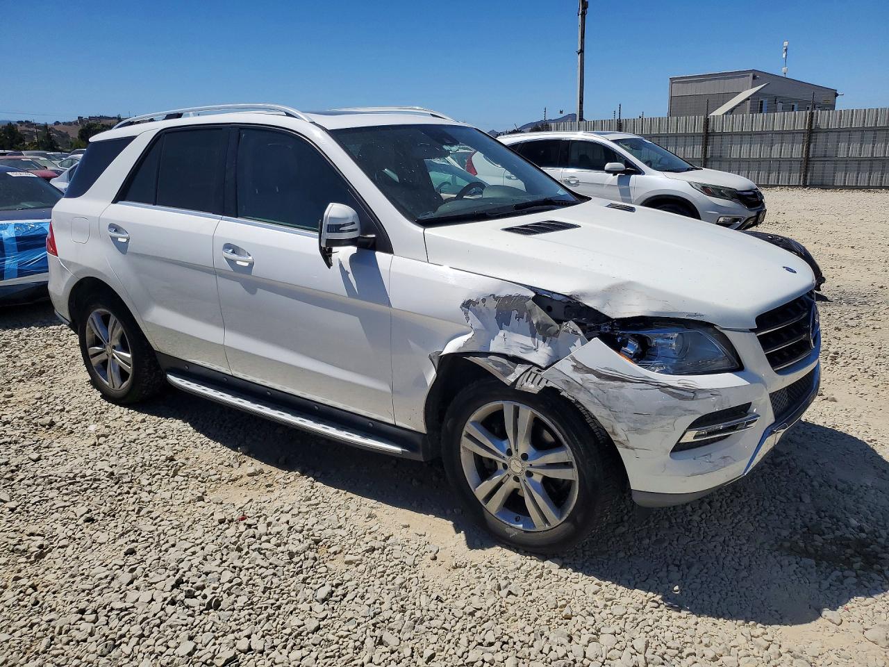 2015 Mercedes-benz Ml 350 4matic White vin: 4JGDA5HBXFA442333