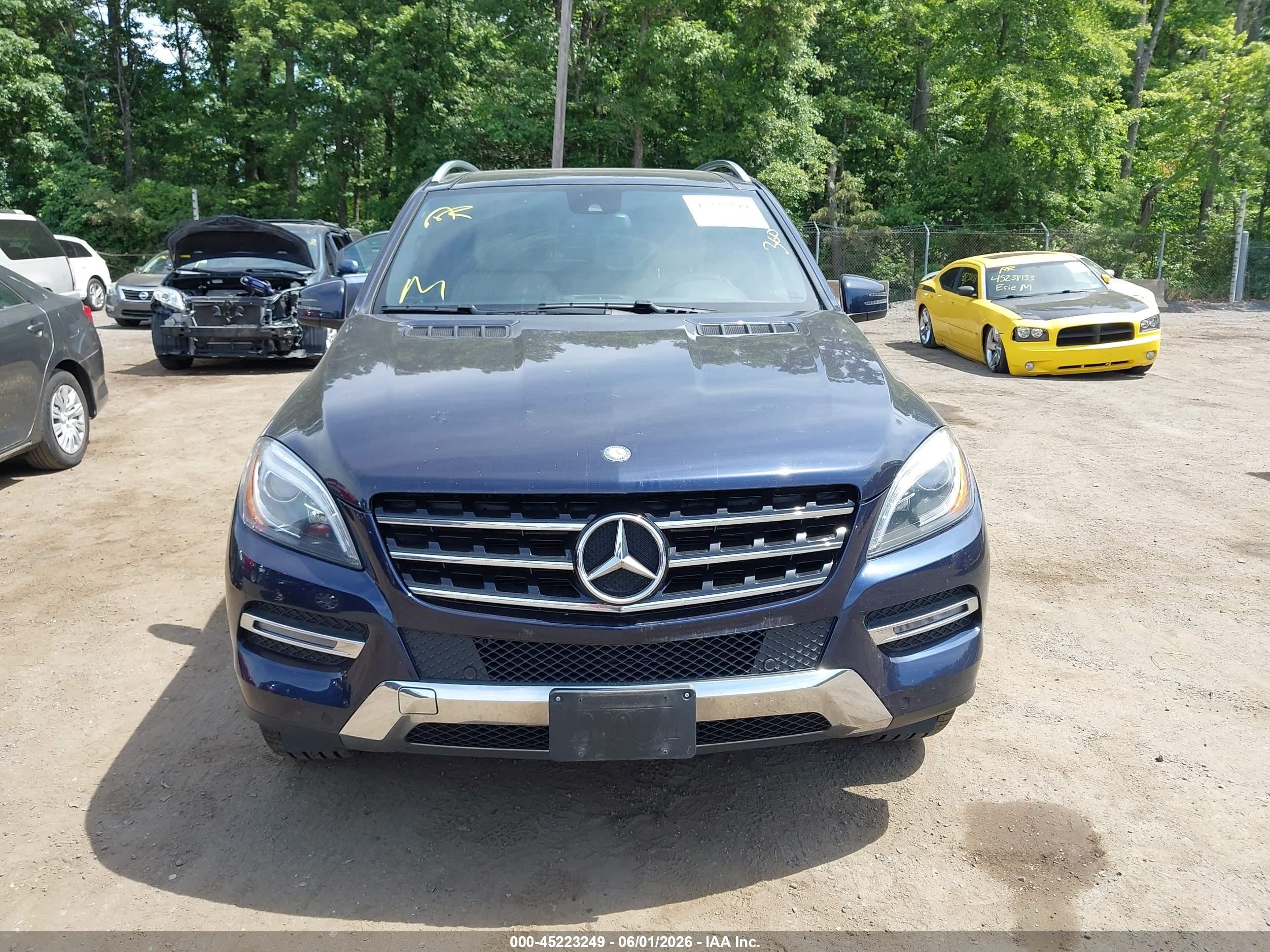 2015 Mercedes-benz Ml 350 4matic Blue vin: 4JGDA5HBXFA497638
