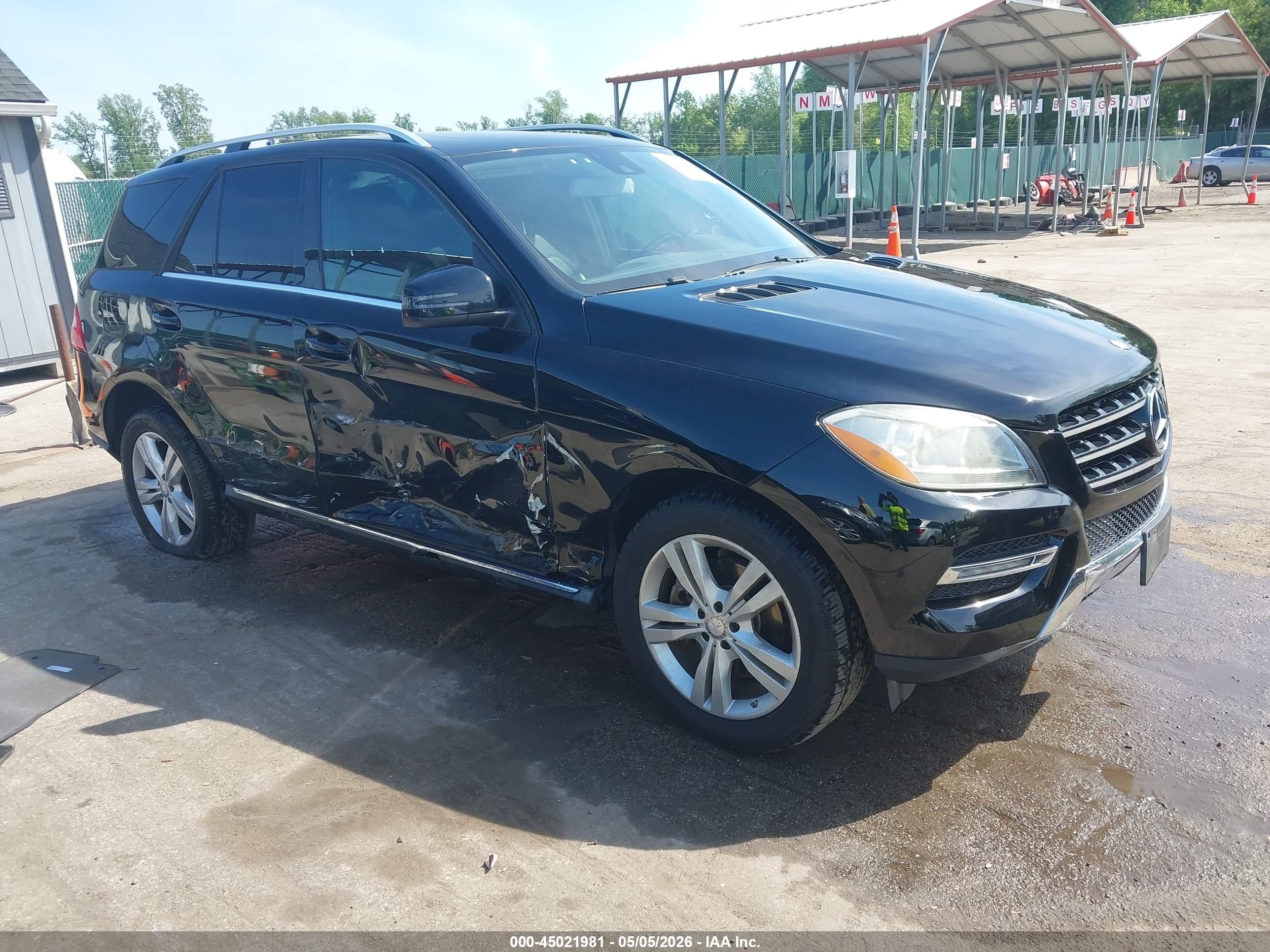 2015 Mercedes-benz Ml 350 4matic Black vin: 4JGDA5HBXFA533134