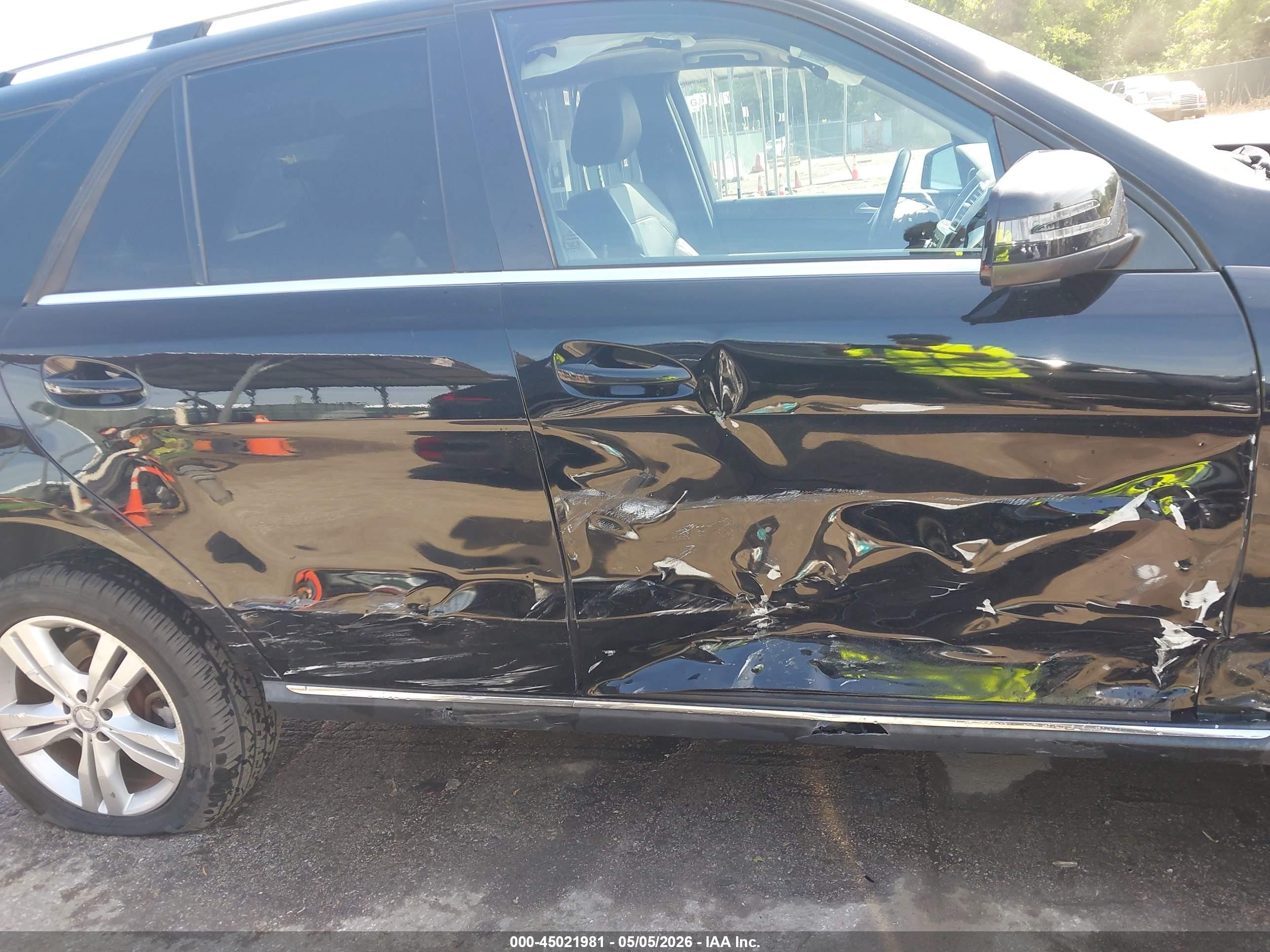 2015 Mercedes-benz Ml 350 4matic Black vin: 4JGDA5HBXFA533134