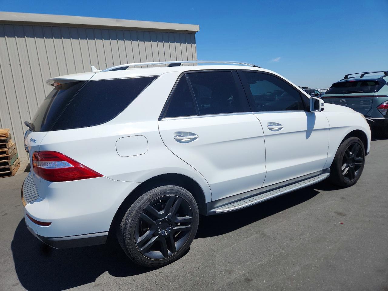 2015 Mercedes-benz Ml 350 4matic White vin: 4JGDA5HBXFA567946