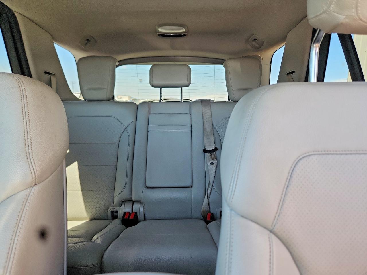 2015 Mercedes-benz Ml 350 4matic White vin: 4JGDA5HBXFA567946
