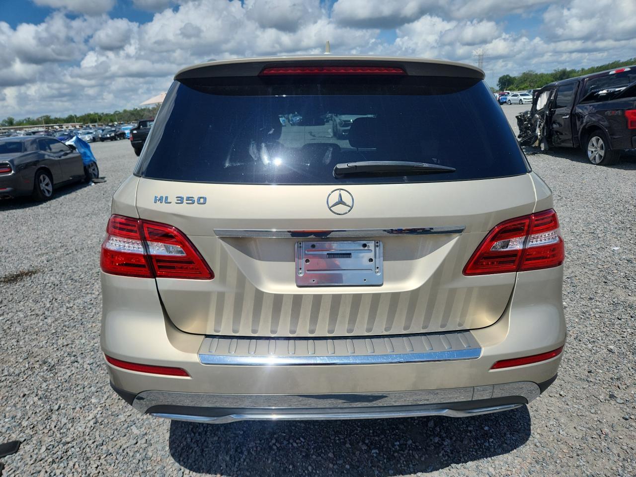 2013 Mercedes-benz Ml 350 Желто-коричневый vin: 4JGDA5JB0DA158071