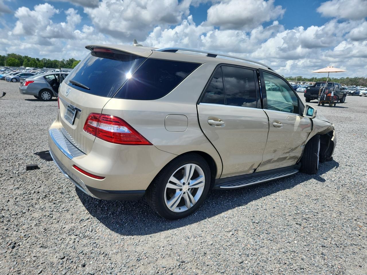 2013 Mercedes-benz Ml 350 Желто-коричневый vin: 4JGDA5JB0DA158071