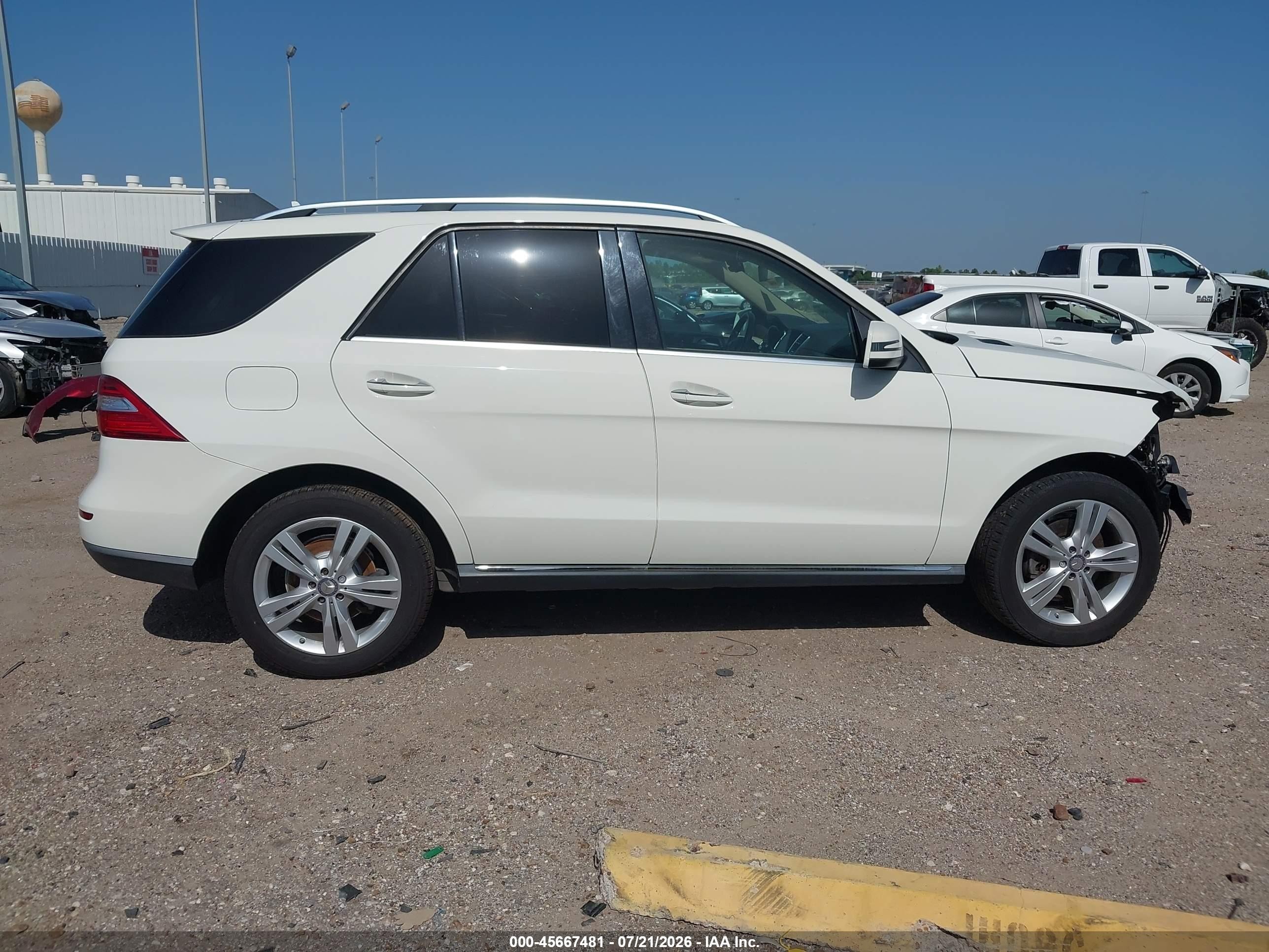 2013 Mercedes-benz Ml 350   White vin: 4JGDA5JB0DA182158