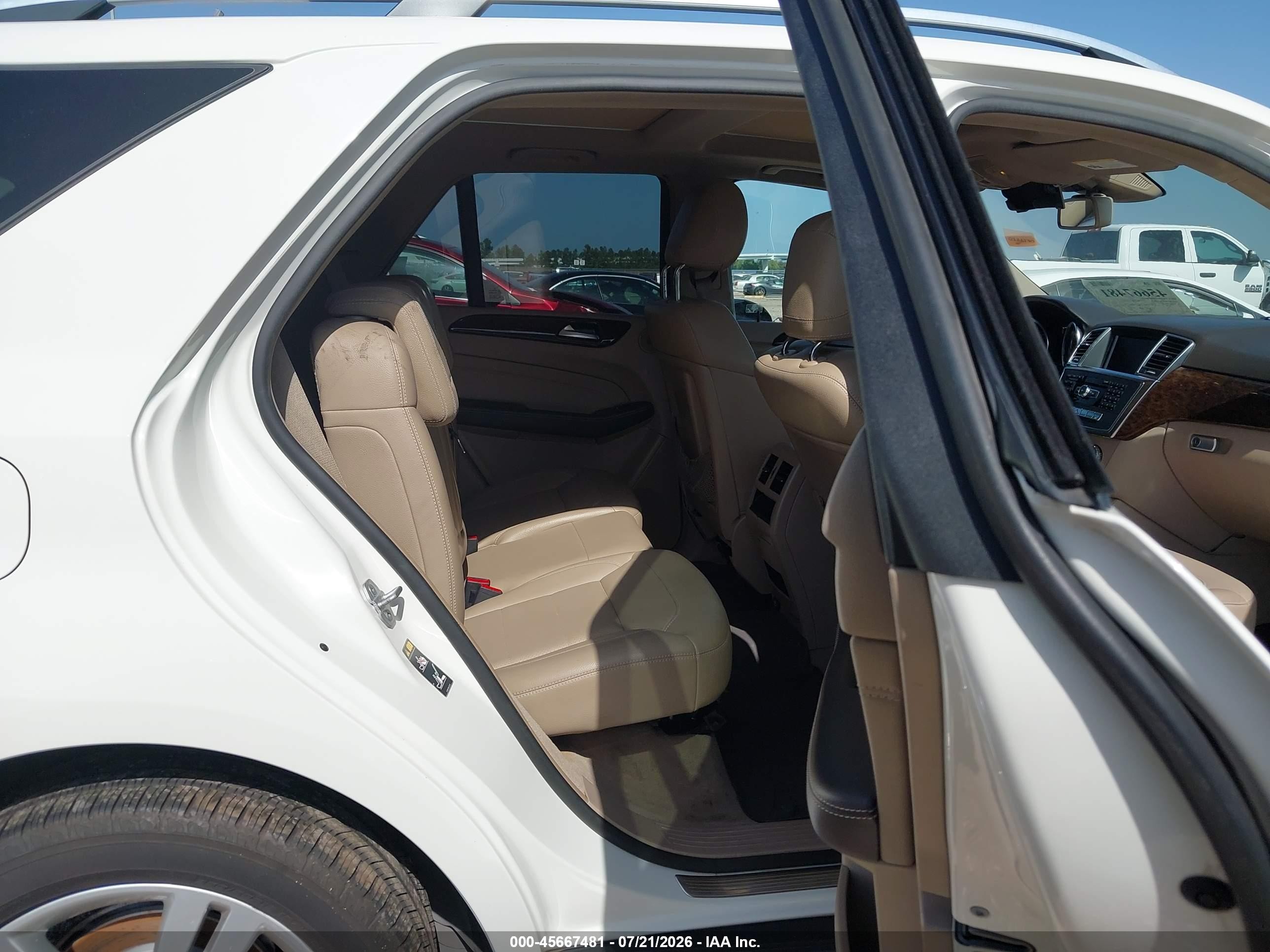 2013 Mercedes-benz Ml 350   White vin: 4JGDA5JB0DA182158