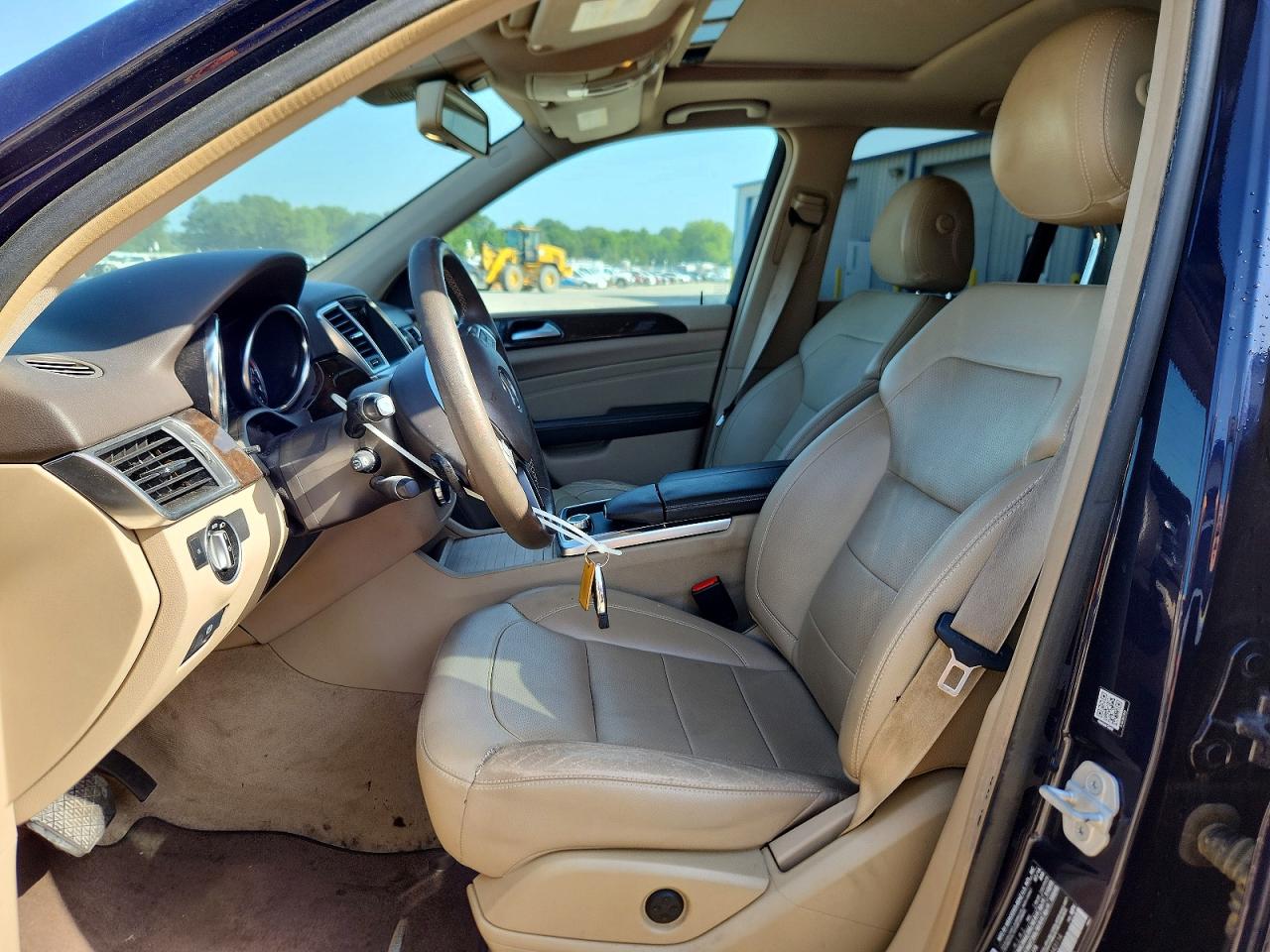 2015 Mercedes-benz Ml 350 Blue vin: 4JGDA5JB0FA443114