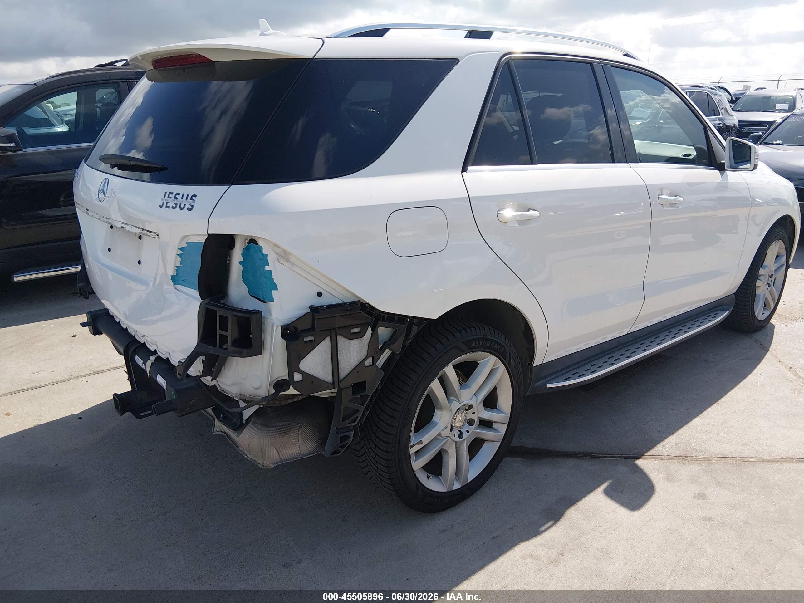 2015 Mercedes-benz Ml 350   White vin: 4JGDA5JB0FA443503