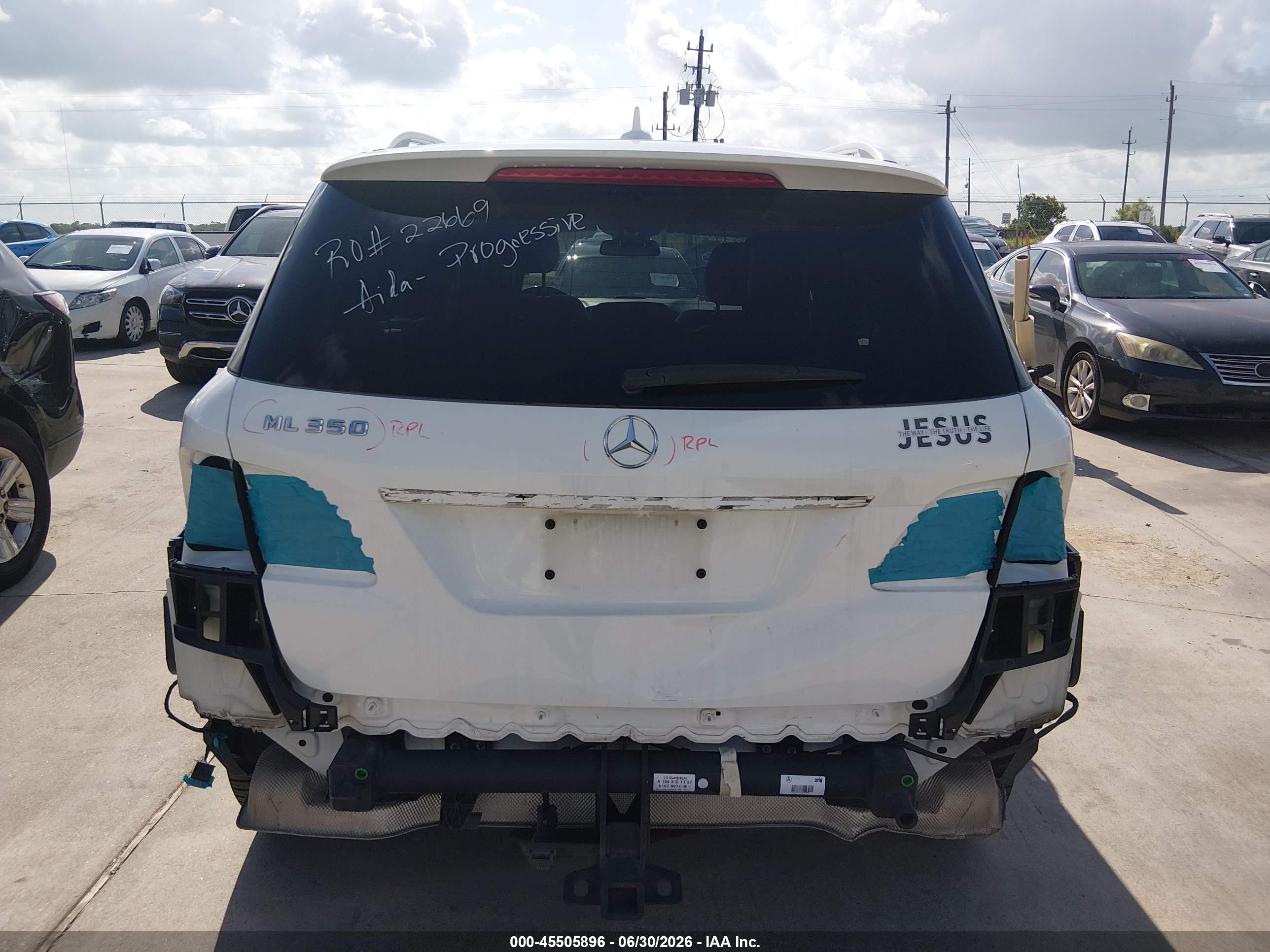 2015 Mercedes-benz Ml 350   White vin: 4JGDA5JB0FA443503