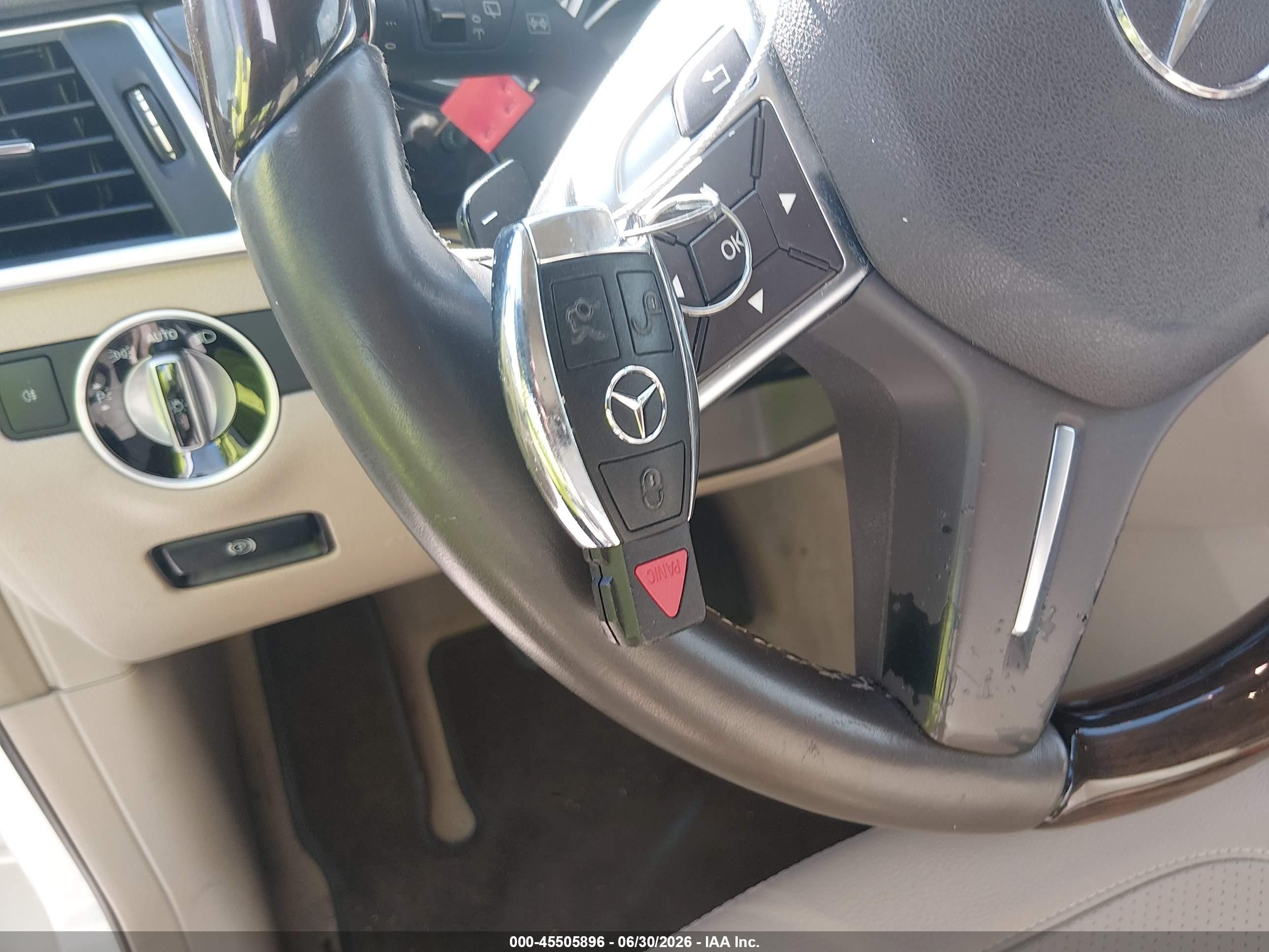 2015 Mercedes-benz Ml 350   White vin: 4JGDA5JB0FA443503