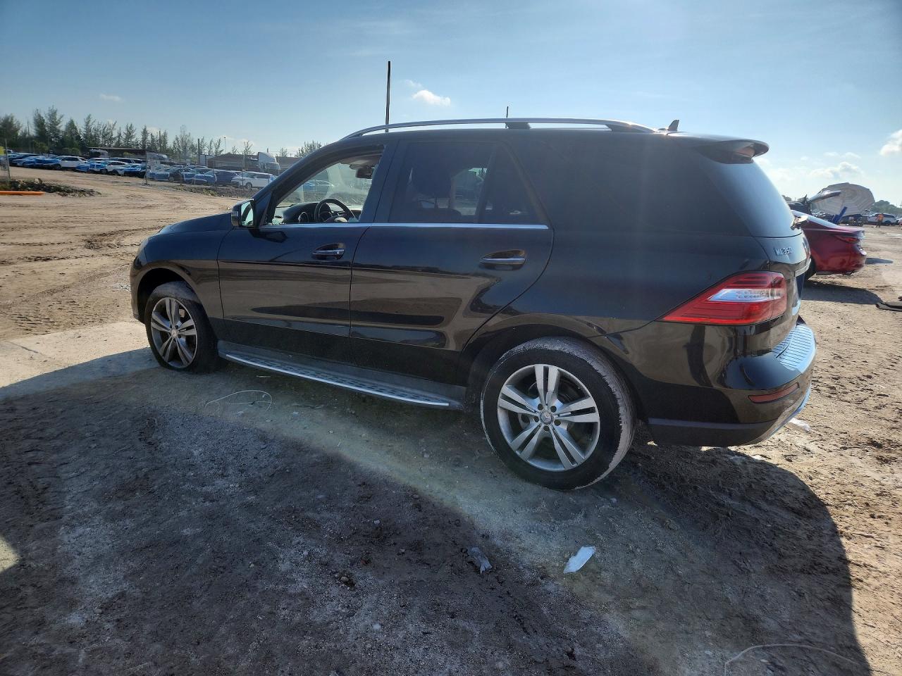 2015 Mercedes-benz Ml 350 Black vin: 4JGDA5JB0FA488392