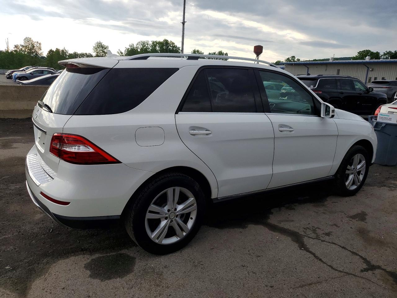 2015 Mercedes-benz Ml 350 White vin: 4JGDA5JB0FA571711