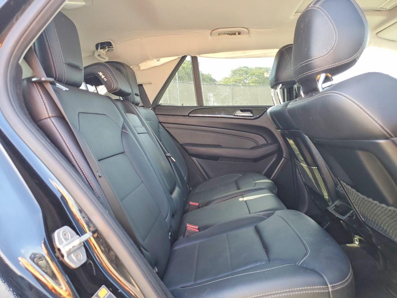 2015 Mercedes-benz Ml 350 Black vin: 4JGDA5JB0FA604674