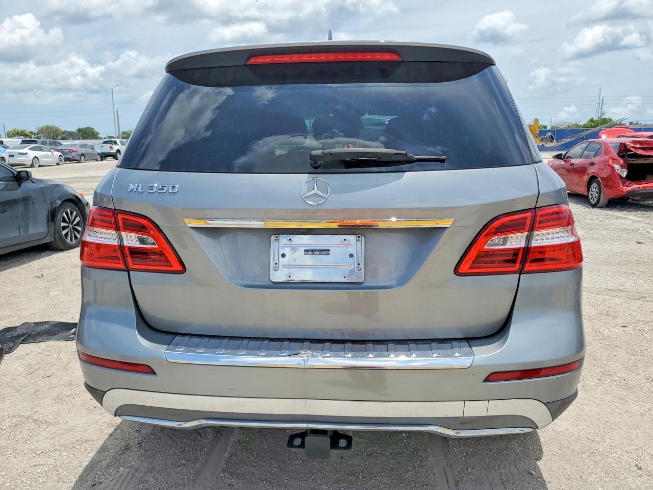 2013 Mercedes-benz Ml 350 Silver vin: 4JGDA5JB1DA203907