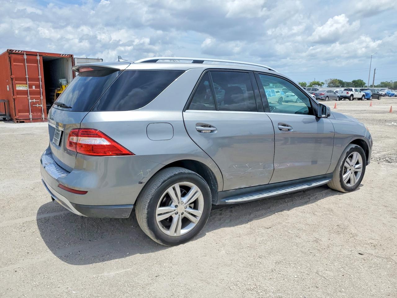 2013 Mercedes-benz Ml 350 Silver vin: 4JGDA5JB1DA203907