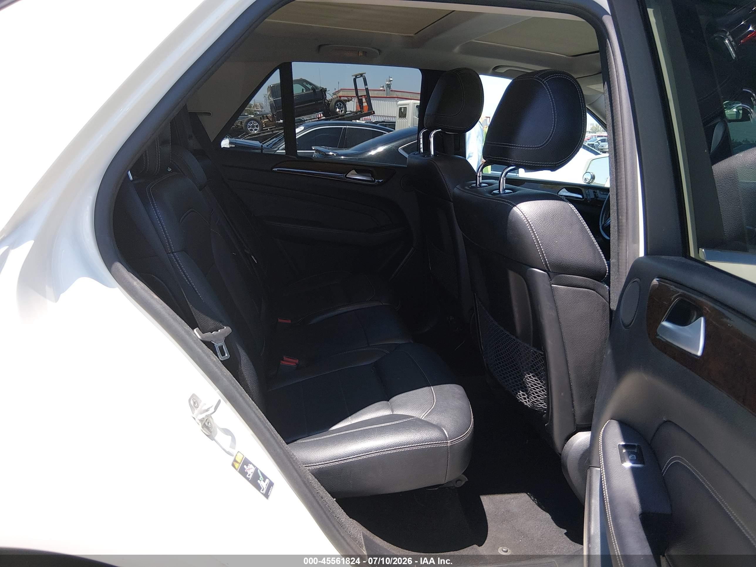 2013 Mercedes-benz Ml 350   Белый vin: 4JGDA5JB1DA250323