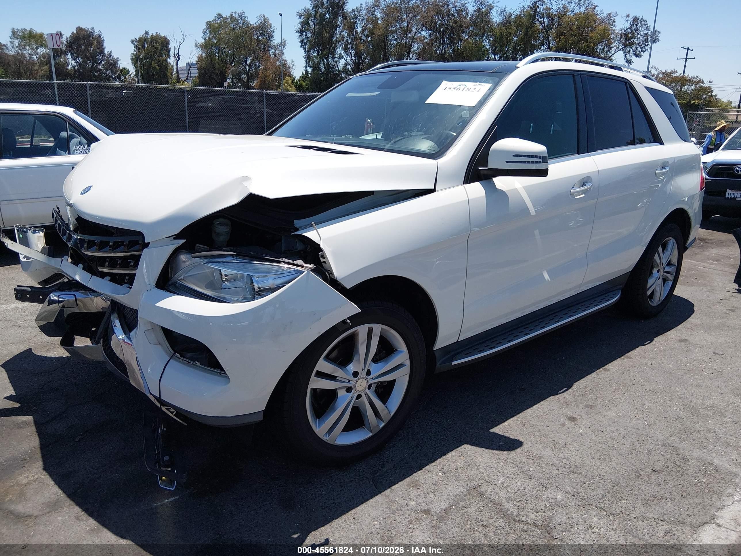 2013 Mercedes-benz Ml 350   Белый vin: 4JGDA5JB1DA250323