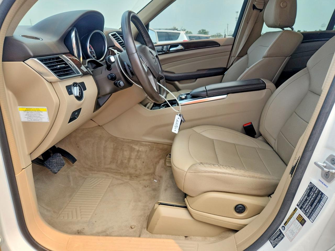 2014 Mercedes-benz Ml 350 White vin: 4JGDA5JB1EA334689